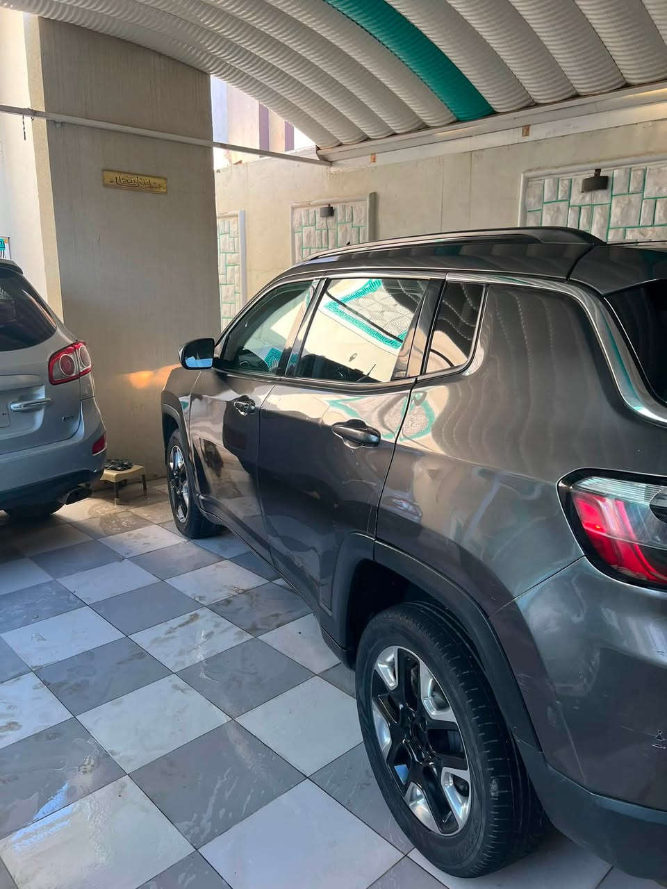 للبيع جيب كومباس ٢٠١٨ رقم كربلاء وارد امريكي ٣ قطع بدون دواخل
جاهزه 
فقط التبريد عطل غير مشخص
صور الحادث مرفقه مع المنشور
مالك السياره سكن كربلاء
السعر ١١٠ ورقه
مكاني النجف
***********
وات ساب موجود
