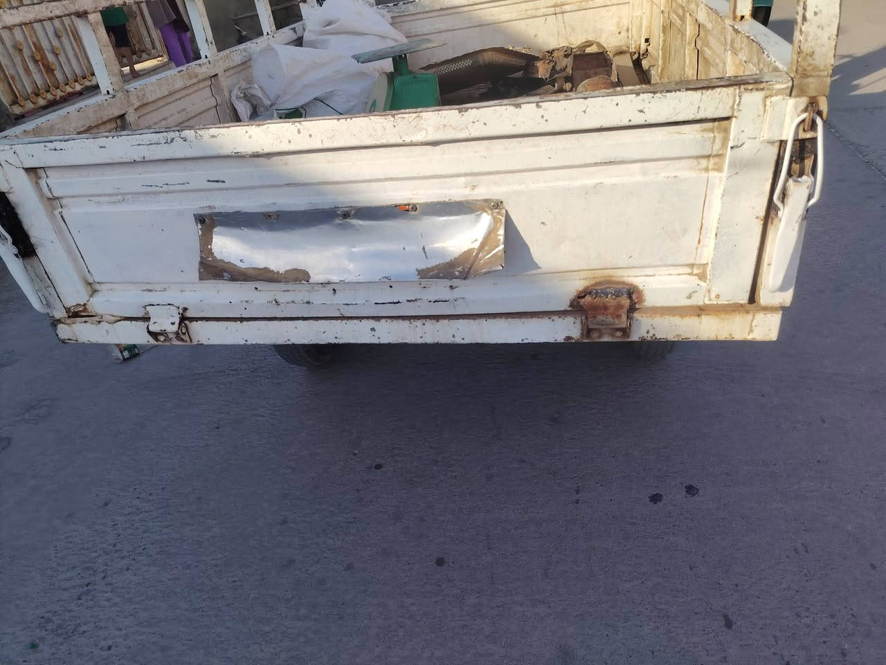 سلام عليكم ستوته البيع موديل 18ستوته حلوه مكينته ما مفتوحه بس كلجات وماكنيت فقط اوراق كامله السعر 1200وبيه مجال رقم الهاتف ***********
