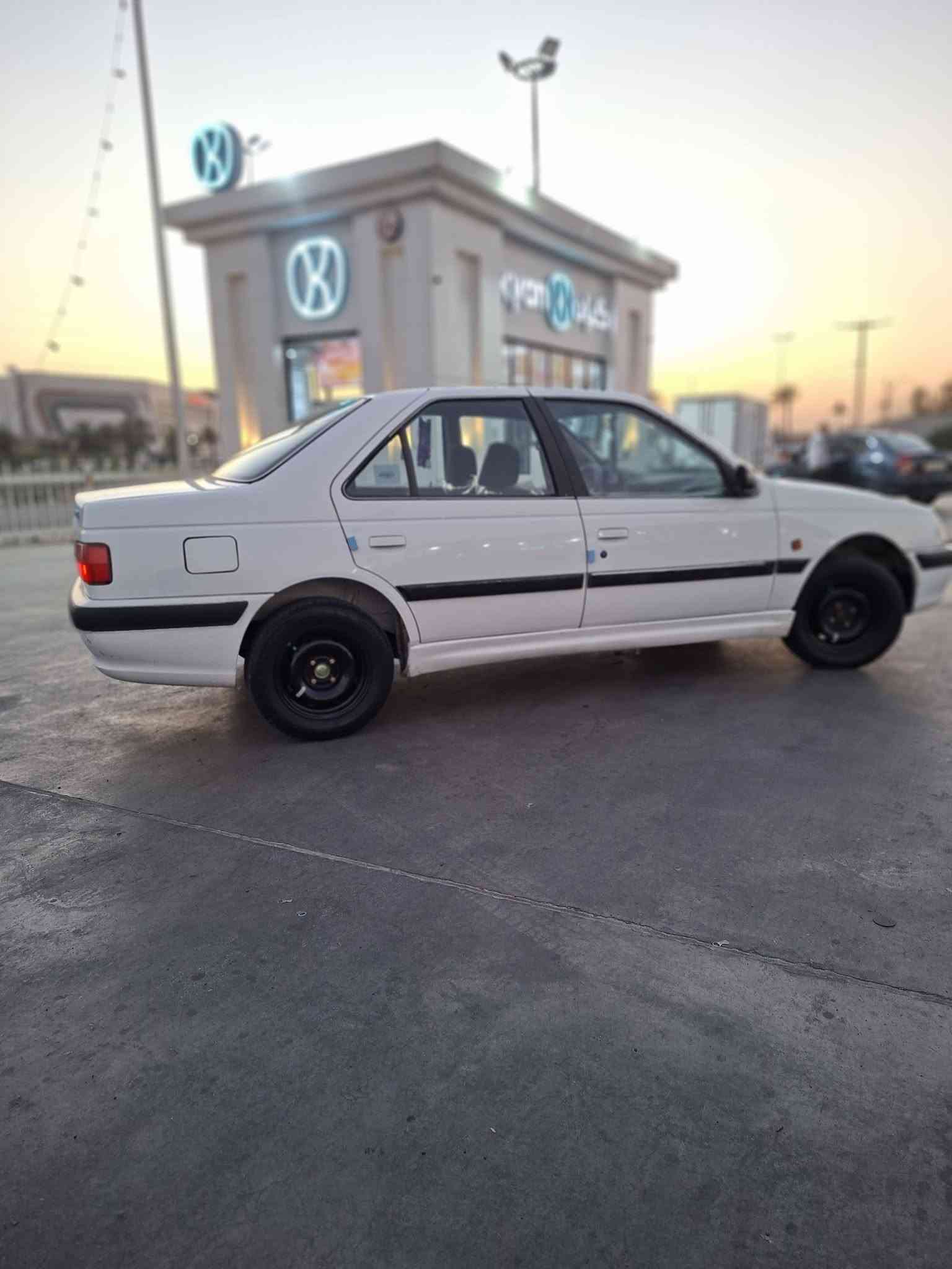 سلام عليكم
بيجو بارص موديل 2018 
السياره بسمي كبل احول 
السياره كفاله عامه 
من ماعده بيه جاملغ المامي الايمن
اهلا واحد فقط خلفي 
الباقي كفاله وضع الشركة 
تخم تاير 
تبريد ثلج 
صدر جديد 
ماشيه ١١٧ الف
كير محرك كفاله 
من التبخير من التنقيص 
السنويه انتها/ ٢٠٢٩ /١١
المكان المعلمين الامين
 الاستفسار 
***********
