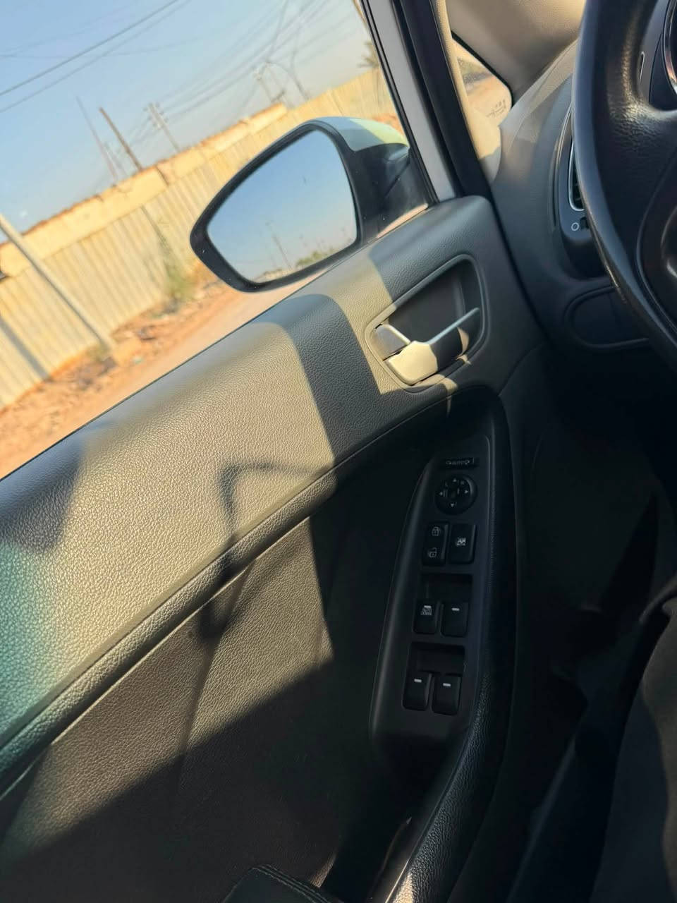 السلام عليكم
سيراتو موديل 2018 

بيع او مراوس

رقم اربيل بسم شركة 

ماشيه 100 

لد امامي 

مري شفط 

ويل كب 5 اصلي 

تحكمات

محرك 1600

يدات استيل 

السعر 125

تلفون ***********
