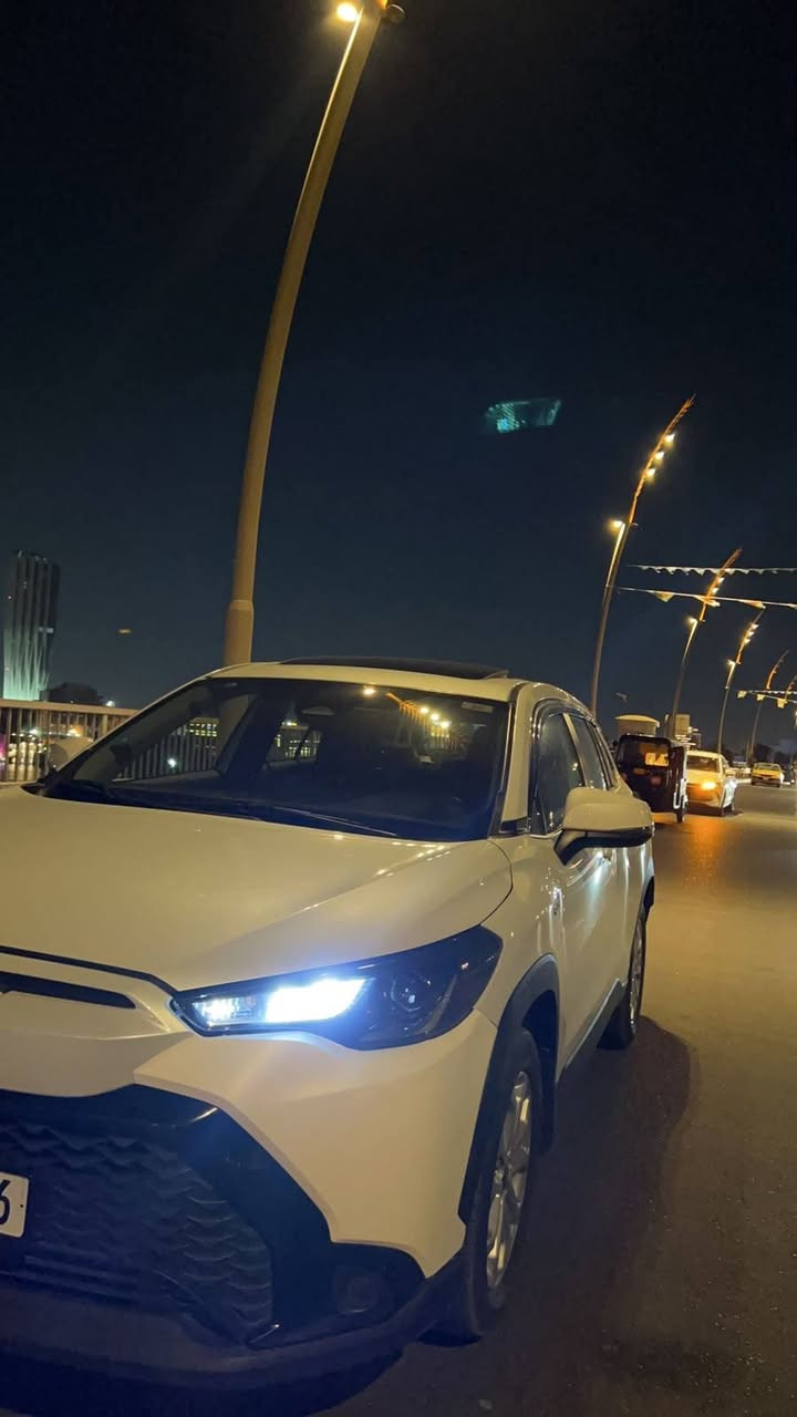 فرونت لاندر للبيع موديل 24 مواصفات عاديه 
ماشيه 46 هزه جديده رقم انكليزي سياره تخبل جديده بعدها 
السياره اب اسمي تحويل ثاني يوم 
شخوط بل دعاميه ومكحله وكامله 
وبيها bdr على كد شبر 
السعر 26 و200 وبيها مجال 
مكاني الدوره الميكانيك 
رقم ***********
***********
