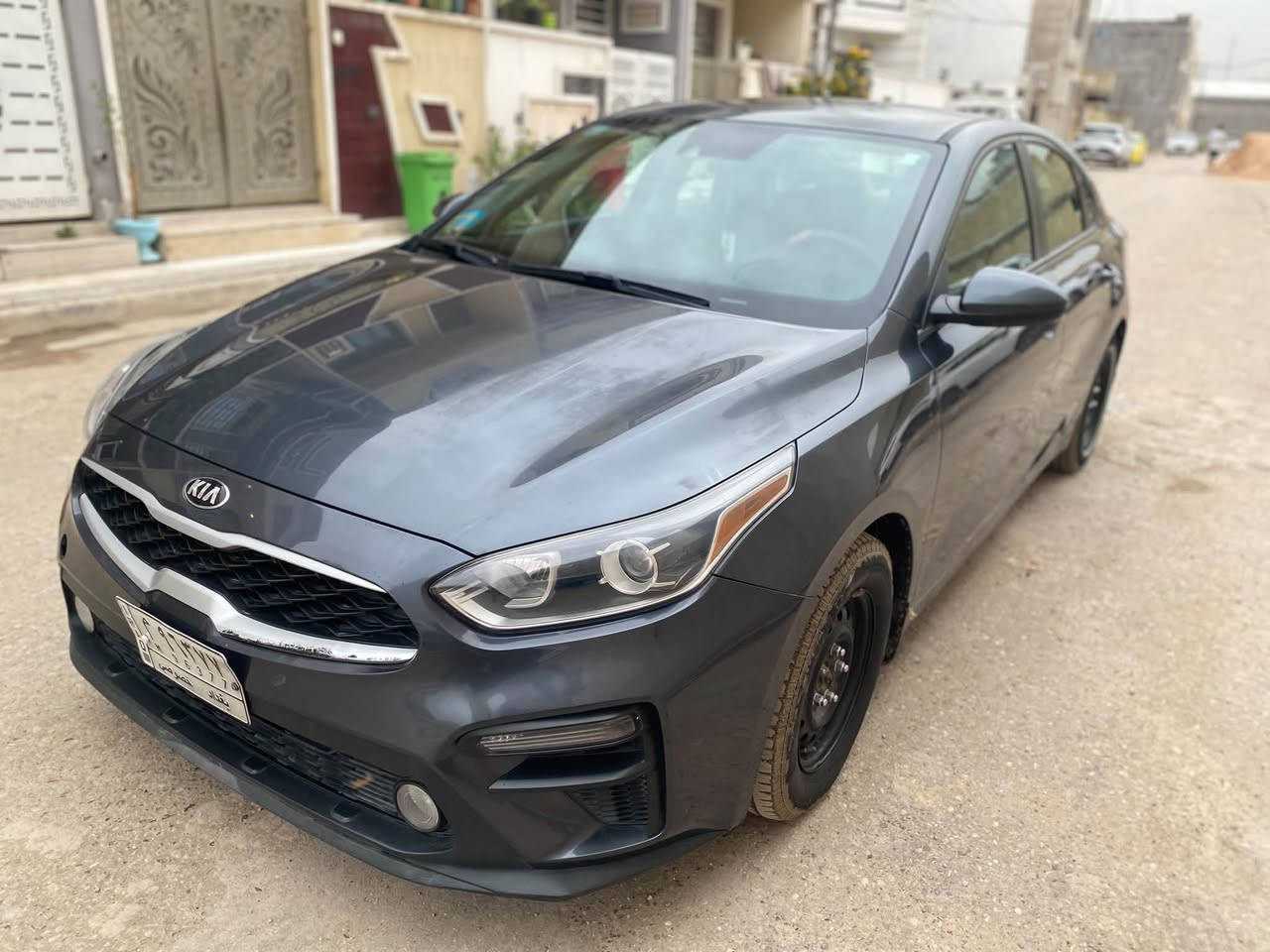 لسلام عليكم 
كيا فورتي ٢٠٢٠ 
مكينة ٢٠٠٠ دوش
كير at 
السيارة ماشية ٩٣
بجم كبس 
حادثها خلفي مثل ممبين بالصور
السعر ١٢٠
***********
