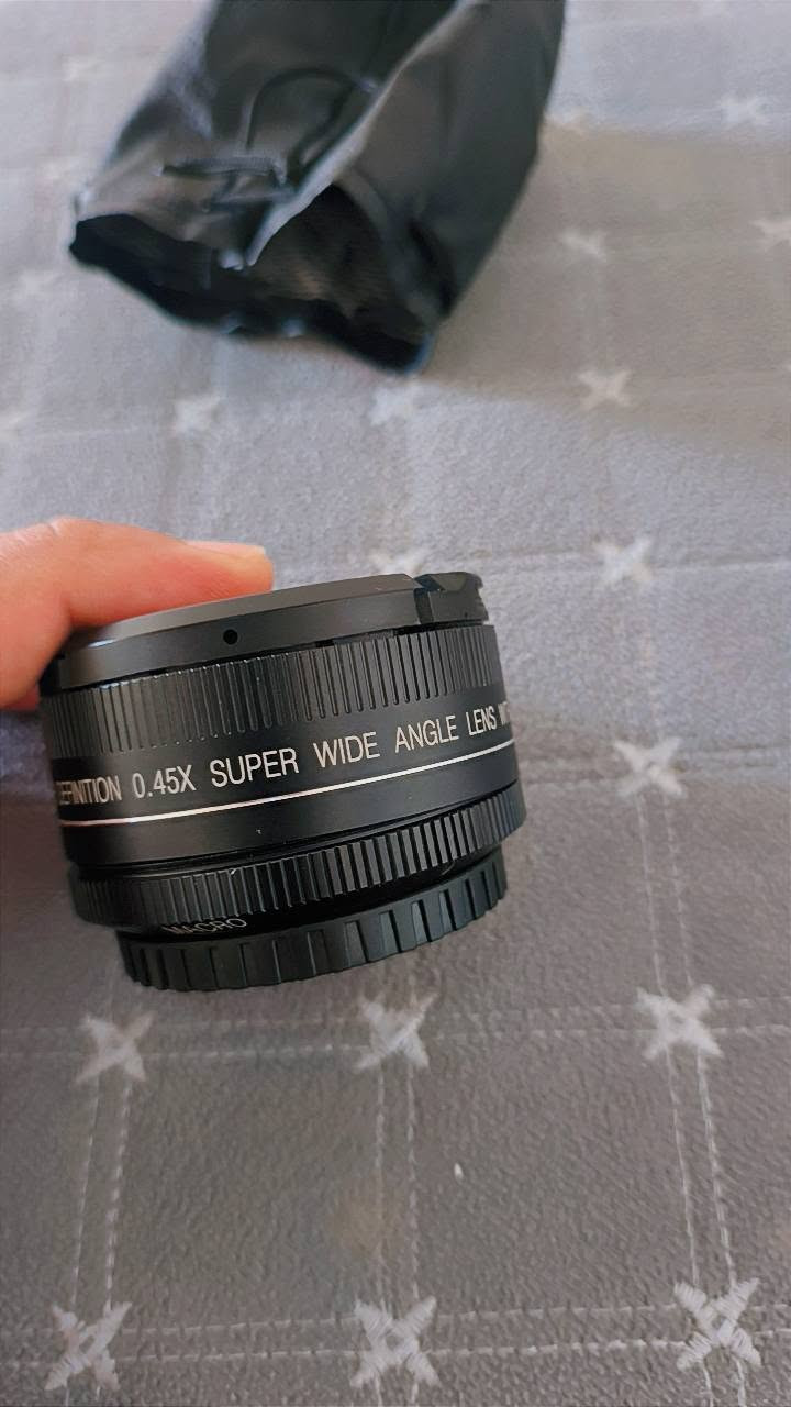 فلتر مايكرو مقاسه 52mm 
تواصل واتساب او خاص على حسابي 
***********
