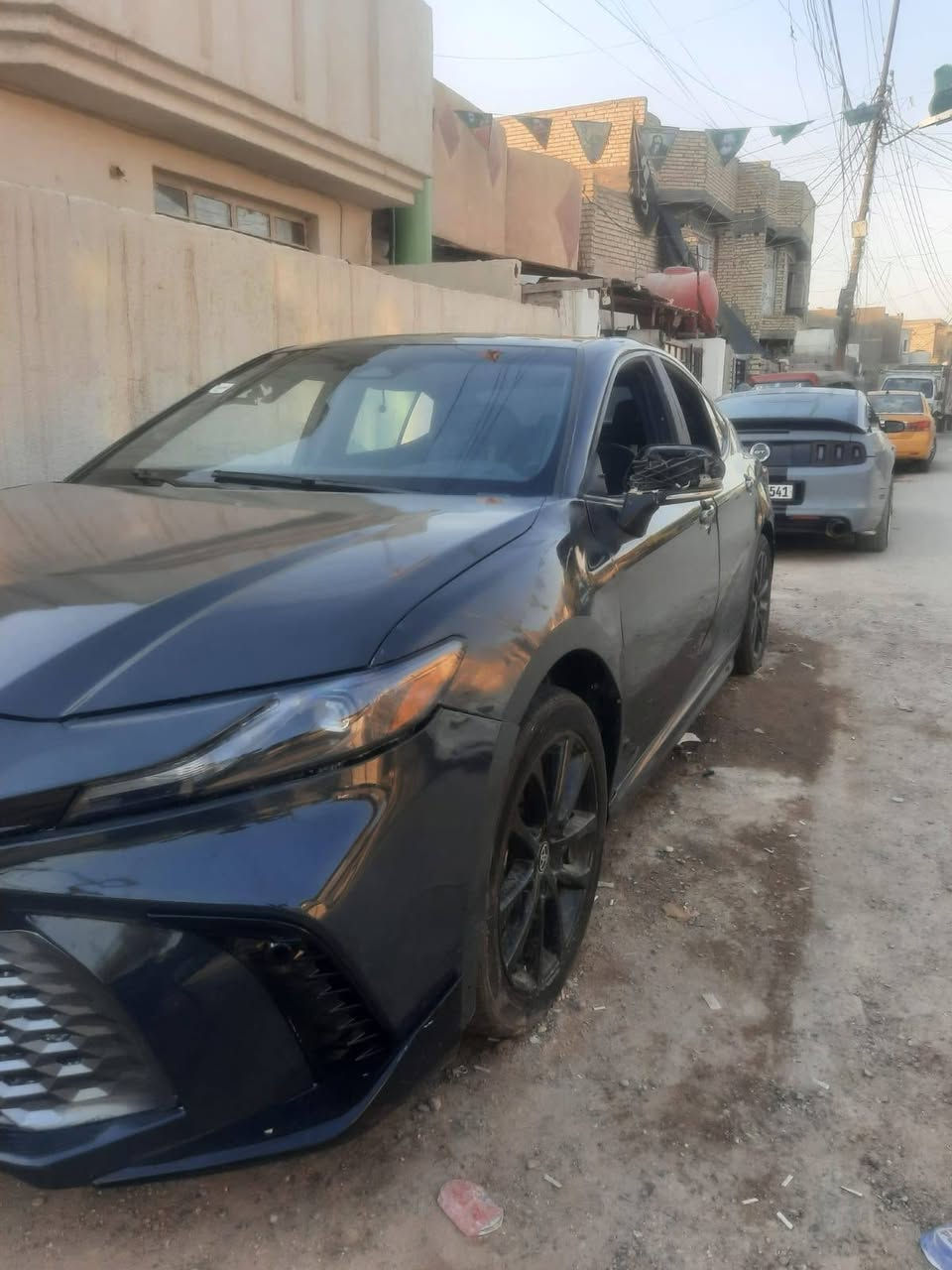 السلام عليكم للبيع كامري 2025 هايبرد + بانزين السيارة رقم بغداد الدولي فول موصفات ما عده فتحه بصمه شاشه تحكمات ستيرن جهتين لون مميز سمنتي حادث صفحه اليمنى مصبوغه + الغد الايمن تعمير السيارة اني عمرتها على ايدي وما كملتها بقت على النص يرادلها مشط + جكمجه + فرس مال كير + بطانه مال باب + شاشه واكو فيشتين بل محرك ما مربوطات 
السعر 110 وبيها مجال العنوان بغداد الزعفرانيه 
للبيع او مراوس حسب القناعه 
*********** ابو كيان
