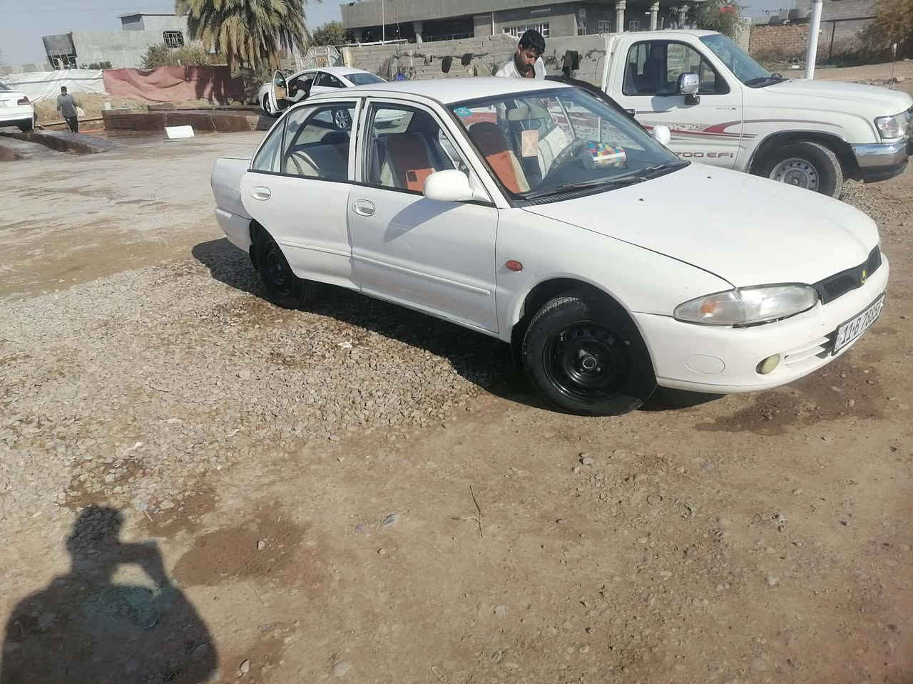 اسلام عليكم سياره براتون 2002 كير عادي كير محرك كفاله تخم تاير جديد باتري جديد صدر نص عمره تبريد مايشتغل ماعرف شبيه سياره حلوه مامتعوبه بيه قطعه وحده الجالملغ الخلفي    كلير اي ظاربه مابيه 
السعر 40 وبيه مجال 
المكان صلاح الدين بلد يثرب
رقم التليفون *********** ابو ريان
