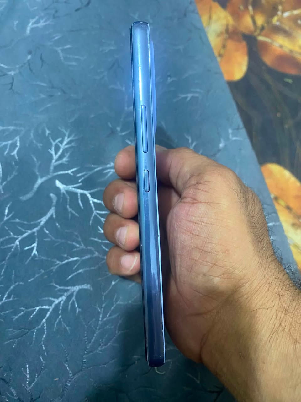 سلام عليكم متاح كلكسي A53/5Gذاكرته 128 الجهاز بي مشكله بالشبكه مال الخط من تتصل يطلع لم يتم التسجيل الشبكه وباقي كله شغال ونظيف لون سمائي مكاني بغداد حسينية الراشديه رقمي بي واتساب او على الخاص موجود (***********) السعر (100) وبي مجال بسيط
ملاحظه بي كسر جداً بسيط مأشر عليه بالصور
