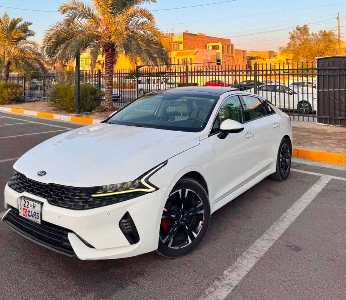 سلام عليكم k5 موديل 2021خليجيً مكفوله ماعده طخه زغيره بل جاملغ الامامي  وممعدلهة
مكاني بغداد الغزاليه
السياره فول موصفات للخير 1/1
رايدهة ب179 وبيهة مجال
رقمي ***********

