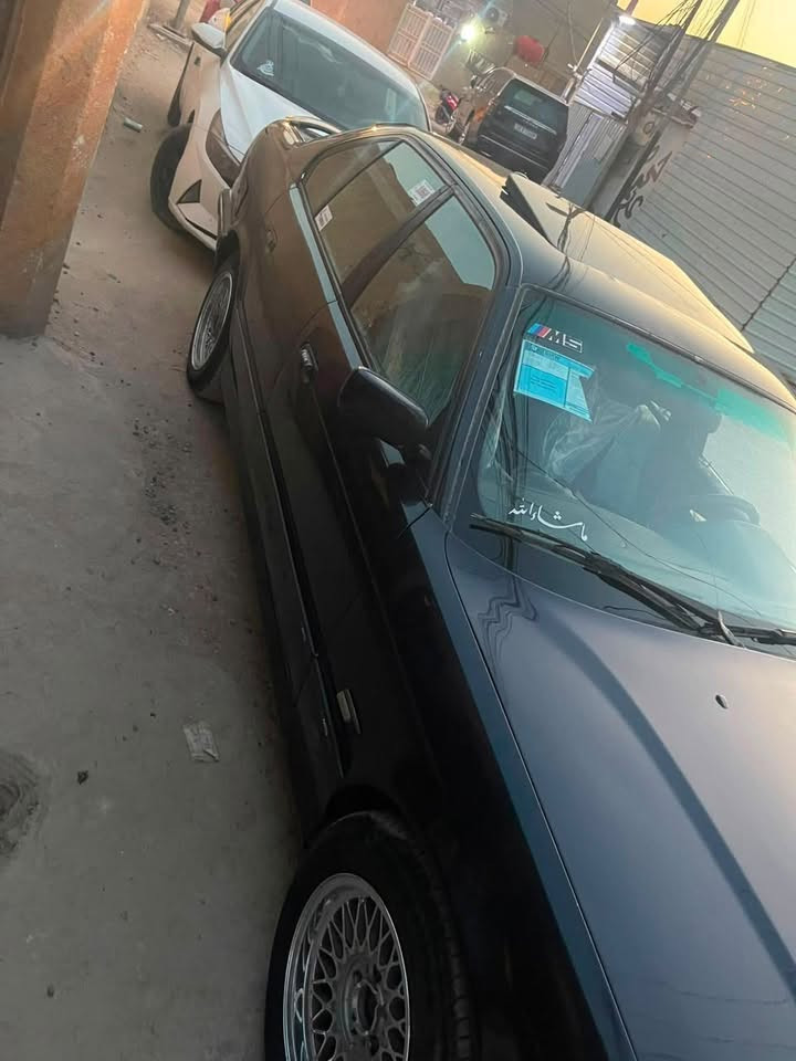 🚘 BMW للبيع
النوع: BMW
الموديل: 525i
الهيكل: سيدان
اللون: كحلي غامق
القير: أوتوماتيك
المحرك: 6 سلندر
الداخلية: موجودة ومبين عليها استخدام
السيارة: بيها بعض الملاحظات والاستخدام الطبيعي، وتحتاج فحص من المشتري.

المميزات:

* مكينة 6 سلندر
* قير أوتوماتيك
* فتحة سقف/سبويلر خلفي حسب الظاهر بالصور
* السيارة مسجلة بلوحة عراقية
* الفحص والمعاينة على الطبيعة

💰 السعر: 60
📍 الموقع: بابل نادر الأولى 
📞 للاستفسار: +***********

البيع نقداً، والمعاينة خير دليل.
