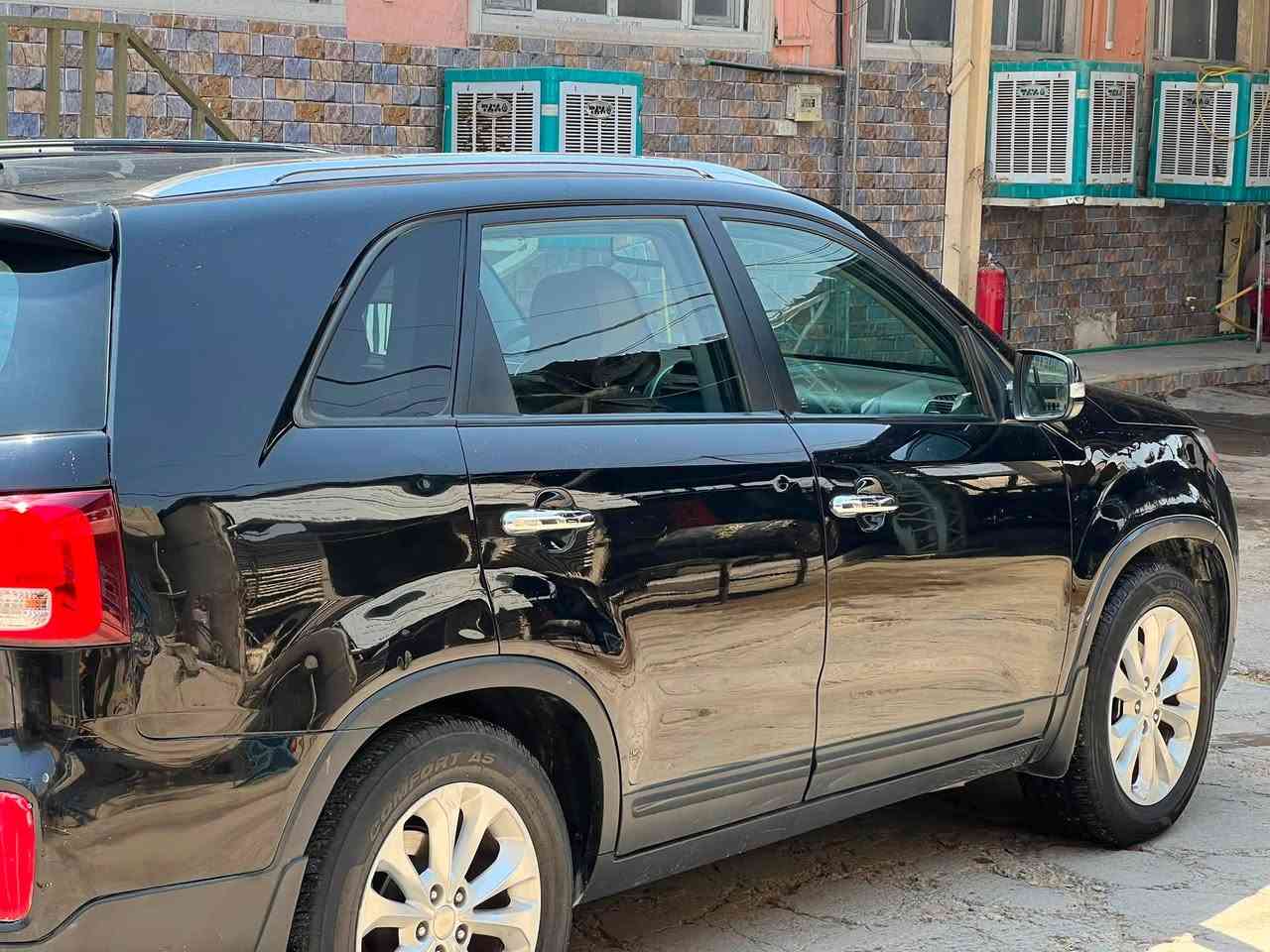 السلام عليكم 
سورنتو ٢٠١٤ أمريكي 
مري شفط 
كشنات كهربائيه تدفئه وتبريد
ميموري خزن وضعيه قياده
برادات خلفيه
صندوق كهربائي
بانورما طكتين
تحكمات استيرن
خمسه راكب
٦ سلندر وضع الشركه
نظام ايكو
بصمه ابواب وتشغيل
اضاءه ترحيب يدات
صبغ اقل ربع البنيد بدون دواخل 
وبارد بالجاملغ بالعراق 
السونار مرفق بالنشر  
للاستفسار الاتصال على الرقم ***********
