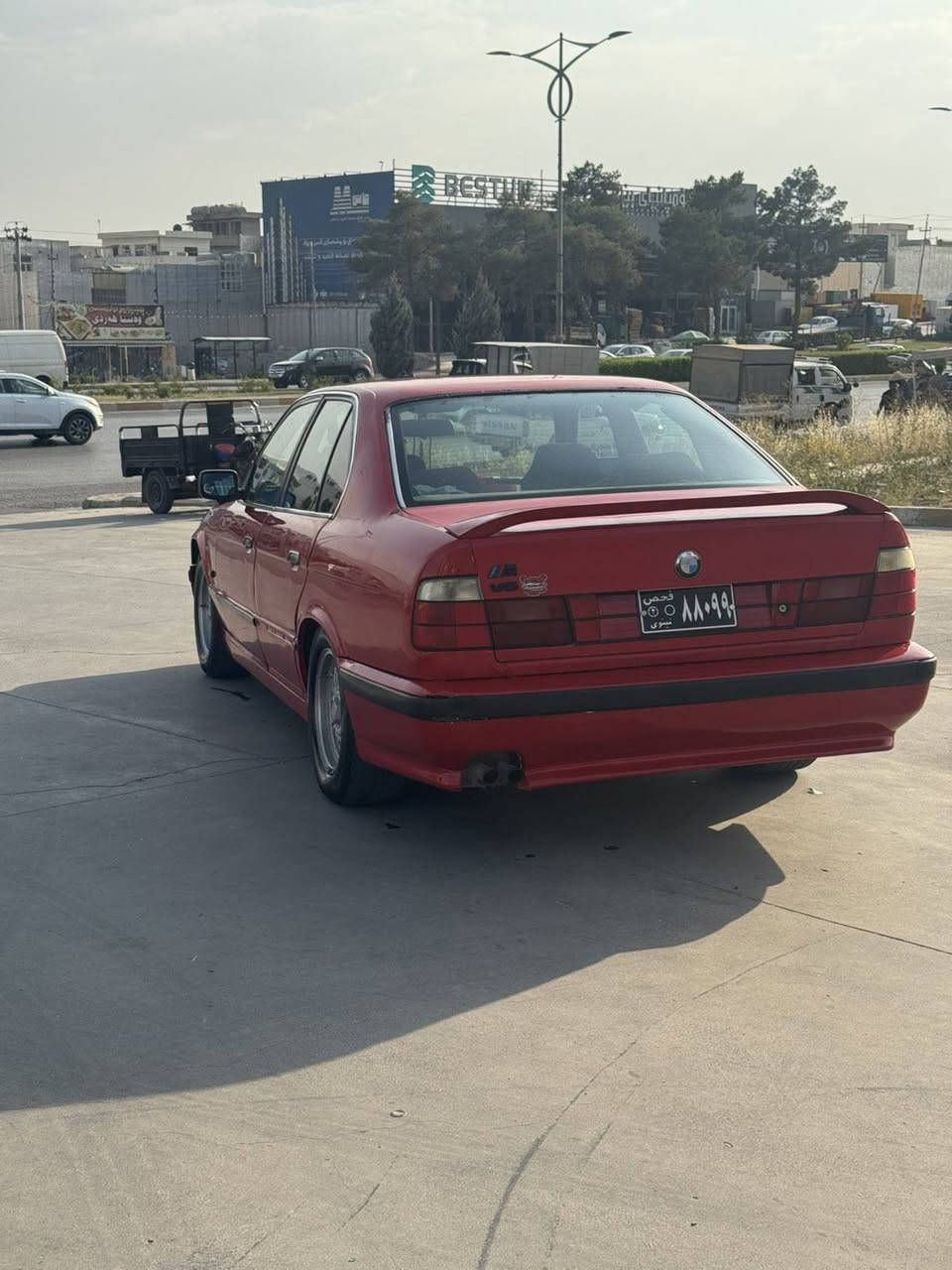 Bmw525 مۆدێل 1991.
گێڕعادی گێڕ و مەکینەی بەشەرت 
ویلی حەسیرە کامل m
سڵایتە
ئارامی پلاستیکی هەولێرە بە شەرتی ارمو اوەلیاتو موسو براوە 
نرخی، 32
شوێن : سلێمانی.  راپەرین
ژم: *********** السليمانية, العراق
