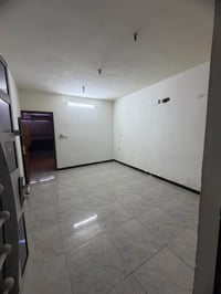 للإيجار • لا تفاصيل