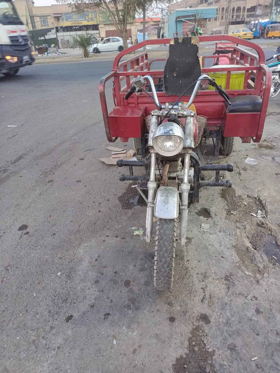 ستوته للبيع السعر 700 وبيه مجال العنوان بغداد الدوره للرقم ***********
