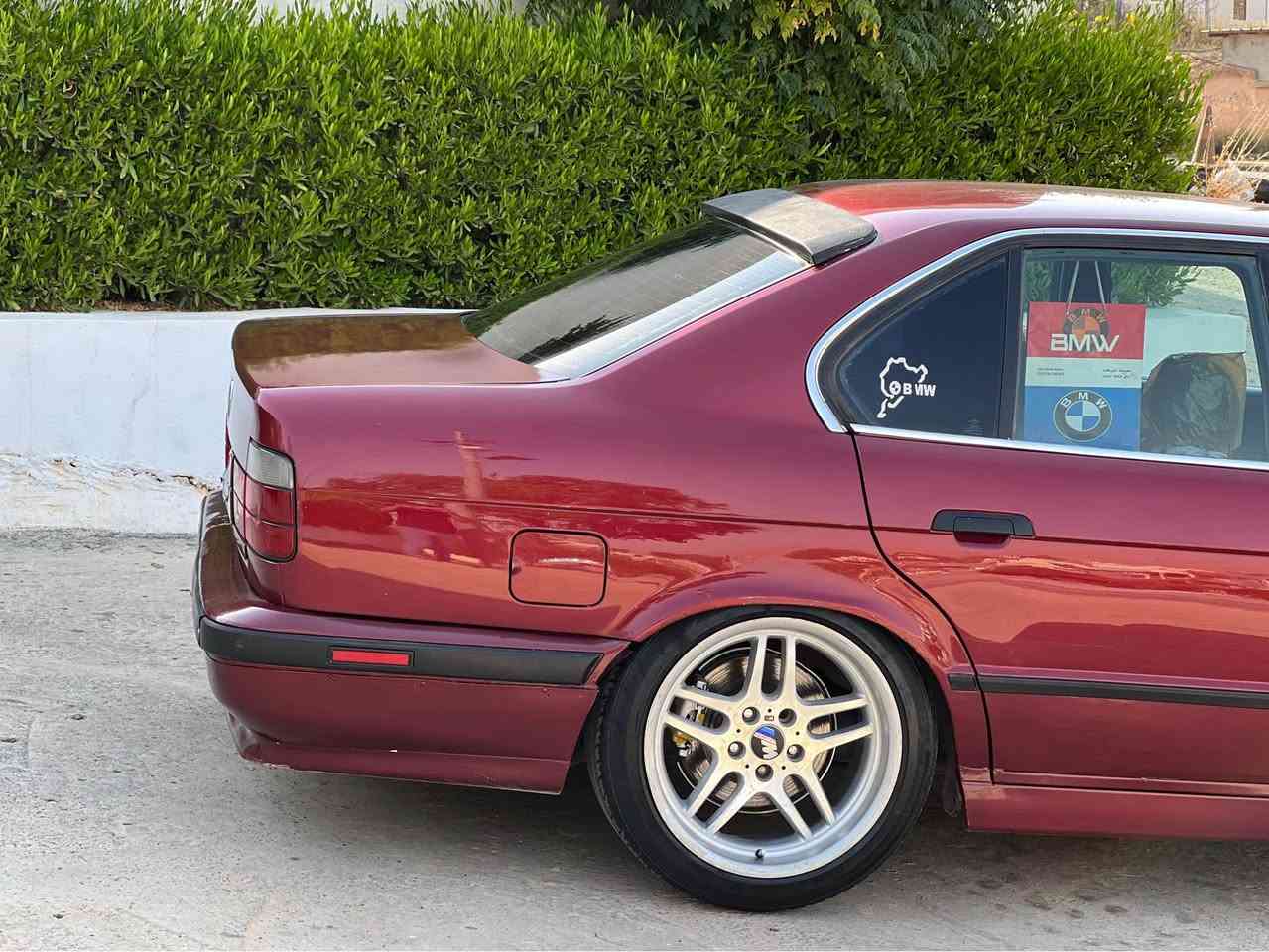 له لە ماڵی هەموو لایەک
بەناوی خوای گەورە و مهرەبان 
BMW 1991 525i بۆ فرۆشتن 
گێڕ عادی بیلاد 525 گێڕ عادیە 
ئاڕم پلاستیک هەولێرە ئاڕم و ئەوەلیات بەشەرت 
کاملل بۆیاخە لەسەر ساخە بێ لێدران 
وەرگەڕاو موس و بڕاوە و لێدران بەشەرت ڕزیوی و خایس بەشەرت هەموو گیانی بەشەرت
دوو جام کارەبایە  تەبریدە گێچ ئەڵقەیە تەبرید لەسەر سویج قوفڵ مەرکەزیە ویل  M دەعامی M چوار تایەی لۆکی لە ژێرە سەیارەکە جوانە 
لە ڕەسما جوانتر نەبوو مەسرەفی ڕێگاکەت عایدی من هەموو گیانی بەشەرت دەفرۆشم 
ئاڕمو ئەوەلیات و موس و بڕاوە و وەرگەڕا بەشەرت تەبرید بەشەرت 
تەقەو ڕەقەی بەشەرت چرکەو 200$ ببڕە 
سەیارەکە لە هەموو گیانی بێمنەتم بەشەرتی دەفرۆشم نمونەیە لە جوانی  گشت گیانی بەشەرت بۆ زانیاری زیاتر پەیوەندی بکە لە خزمەت دام شوێن کۆیە 
ژ.م*********** كويسينجاك, أربيل
