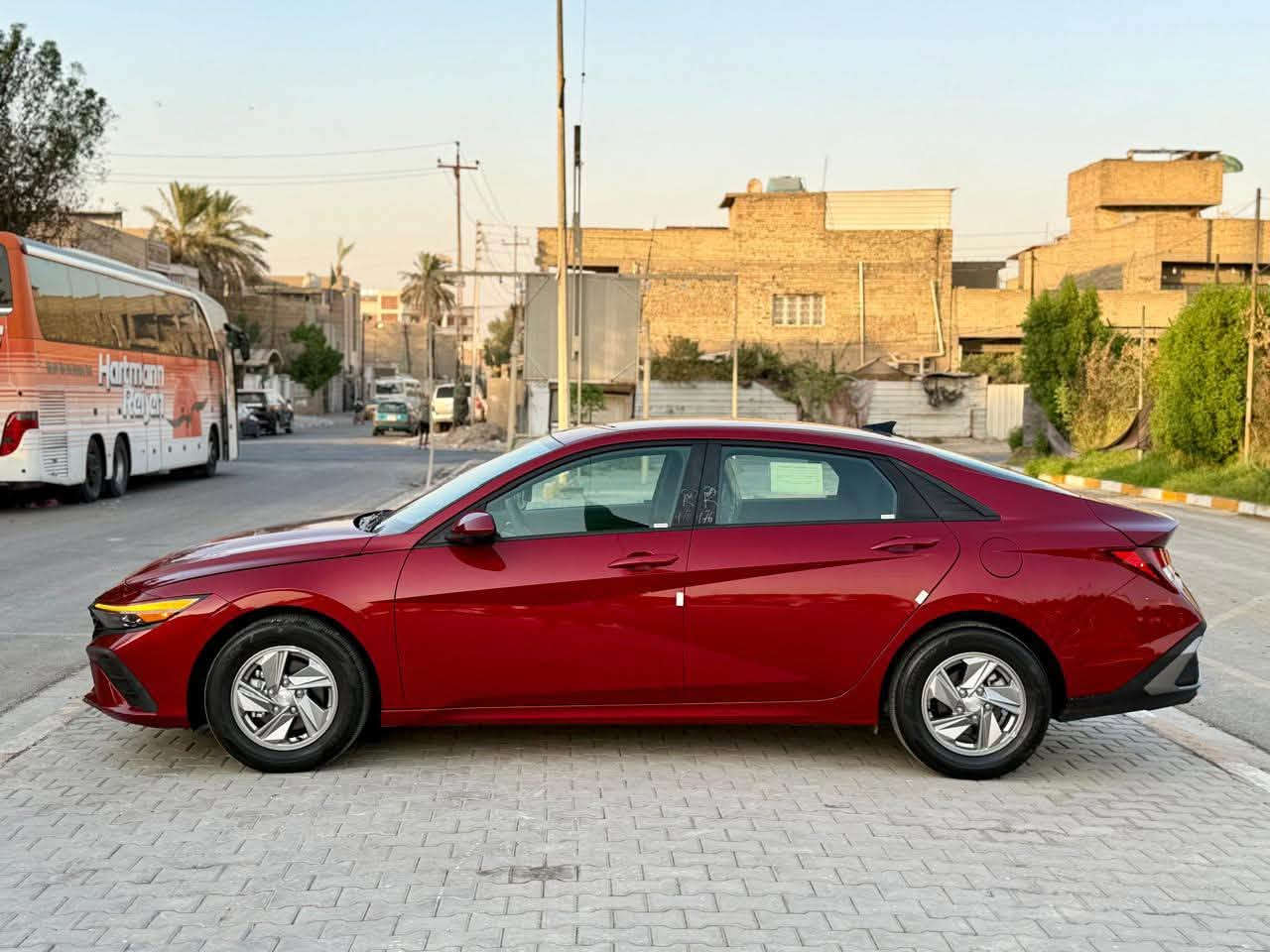 السلام عليكم… ***********
هونداي النترا 2024 الشكل الجديد 
وارد امريكي ضرر واضح بل منشور بابين والهلال الخلفي صبغ وبيه شبر بارد بل جاملغ الخلفي الثاني .. فقط هذا حادث السياره. بجم كبس بلادي برغي ممفتوح بي ( بدووون ايرباك 👍)
محرك كير صدر تبريد كله بلادي شرط 
( ابيع على الفحص وين يعجبك افحص 👍👍)
مرقمه اربيل كله جديد هزه فحص سنويه كله جديد لحد 2031 تريد وكاله او تحويل موجود
( السياره زيرو  ماشيه 4 الف فقط بوضع الشركه)
🛑محرك 2000 Doch دوش
 🛑رادار جانبي النقطه العمياء ⚠️
🛑رادار خلفي ‼️ رادار امامي ❗️
🛑تحديد مسار+ سياقة آليه
🛑توقف ذاتي 🚳 عند الاقتراب من سياره 
🛑 عداد الدشبول دجتل ( الكتروني ) 3 الوان 
🛑 لايت  Led زينون 4 عدسات 
🛑كامره دوراه 
🛑شاشة لمس نفكيشن 📲Wi_Fi/ Gps/  تدعم نظام Android Auto +Car play 
‏🛑‎فول تحكم ستيرن /كروز مثبت سرعه 
🛑3 وضعيات قيادة  Smart‏-Sport-Normal
🛑اوتو هولد @/اطفاء المحرك الذاتي
🛑منافذ Usp /Aux /12v
‏‎🛑نظام ABS/مانع انزلاق
‏‎🛑 حساس اطارات / ویل کب كروم  
السياره جديده جداً بوضع الوكاله جاهزه ومابيه اي نقص .. للبيع رايدها
سعر 143 وشكرا 
‏ ***********
