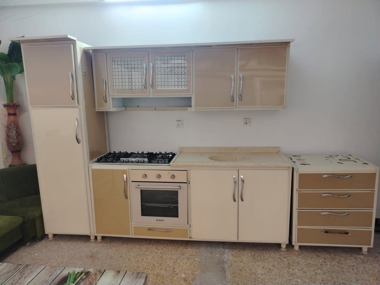 كاونتر • طباخ • حى عدن كركوك