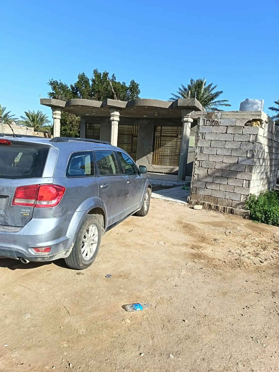 جورني للبيع 7 راكب موديل 16 ضررها جاملغ خلفي صبغ حزام لجماليه سعر 100 وبيها مجال عنوان واسط الكوت قضاء الأحرار رقمي *********** تجي اشوفها وشوف شعوزها وشنو نواقصها كلشي حسب الاتفاق

