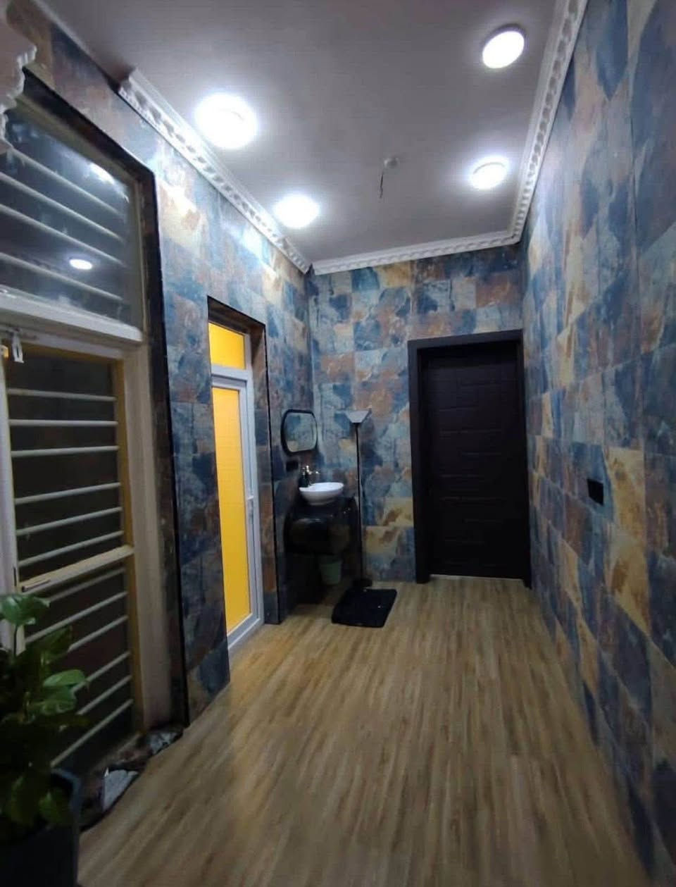 موقع مميز 🔥🔥

🌿 دار للبيع    

📍 الموقع: حي الصحة  خلف المسكوف البغدادي 

📐 المساحة : 100 م  
🔻الواجهة : 5 م   

⭕️بناء حديث 

📄 جنس العقار: طابو زراعي سند25  

🔻المحتويات :
طابق ارضي // استقبال -مطبخ-هول - مجمع صحيات - 
 ومناور 
طابق ثاني // غرفتين نوم -مجمع صحيات - سطح   

#اكتب #كلمة #سعر #وسوف #يتم #الرد #مباشر

_________________

#للاستفسار اكثر الأتصال آو واتساب:
***********
*********** 
او زيارة مكتب ( #رؤية #المستقبل #للعقار ) 
الكائن في حي الحسين  قرب حلويات لبنان سنتر على اليهودية 
مقابل شركة سما الذهب للتوصيل 
____________________
🔻لمن يرغب في عرض عقاره للبيع أو للايجار طابو صرف او زراعي او تجاري يرجى مراسلتنا 🔻
