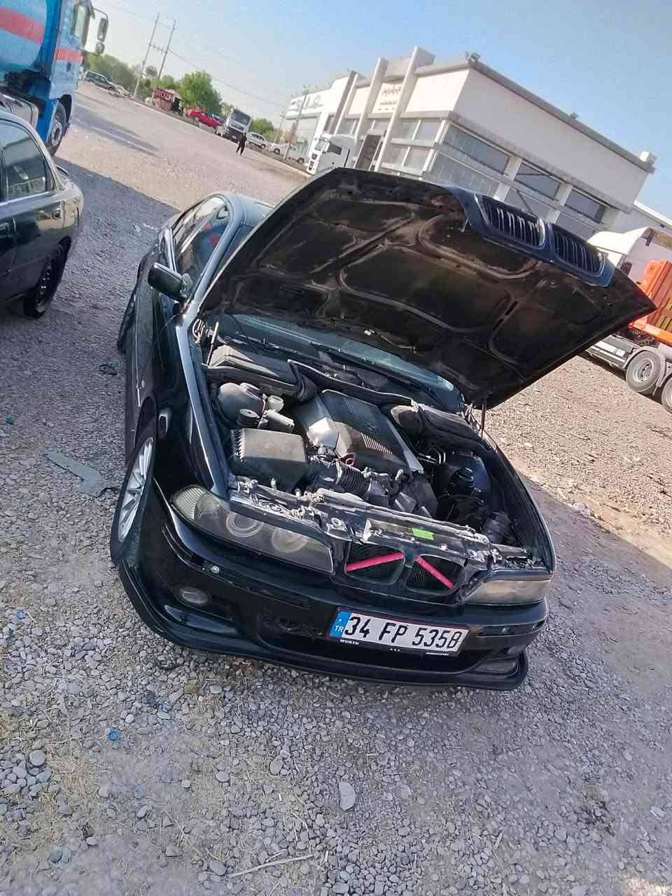 Bmw saqar model 2000 makina 540 hasht bstona belada ger makina tabred bashart hamu gyany bashart hych da3mu lidrawe pewa nya saraka sukany mhawar nya belada slayta dabl gera jlda fula nrxy 48 galaya gorenawash dakam bashtyk badlm byt ..*********** السليمانية, العراق
