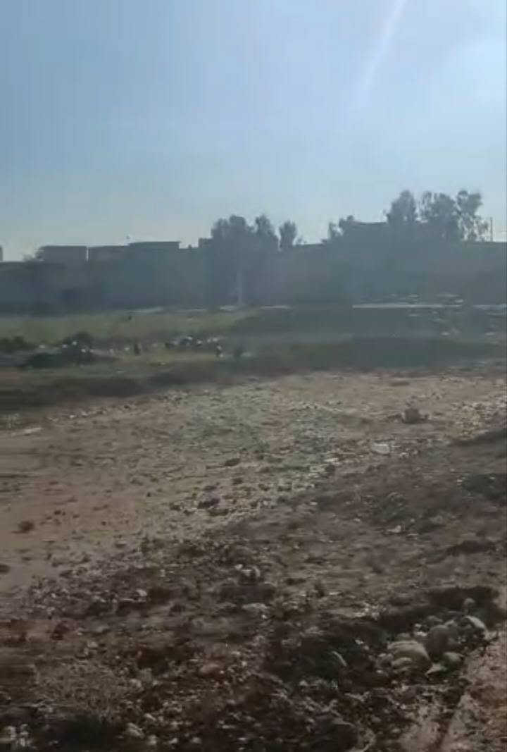 قطعة أرض بالقوسيات خربة عسكر مقاطعة ٢٠ رقم القطعة ١٣٨
بيها كرت بلدية. قرب تقطيع ناظم
بيها خدمات ماء + كهرباء + تبليط
 ومسموح البناء. المساحة ١٣١ متر
الواجهة ٨ ألا ربع والعمق ١٧
 السعر١٣ مليون وبيها مجال
للاستفسار ***********
     ابو صگر ***********

