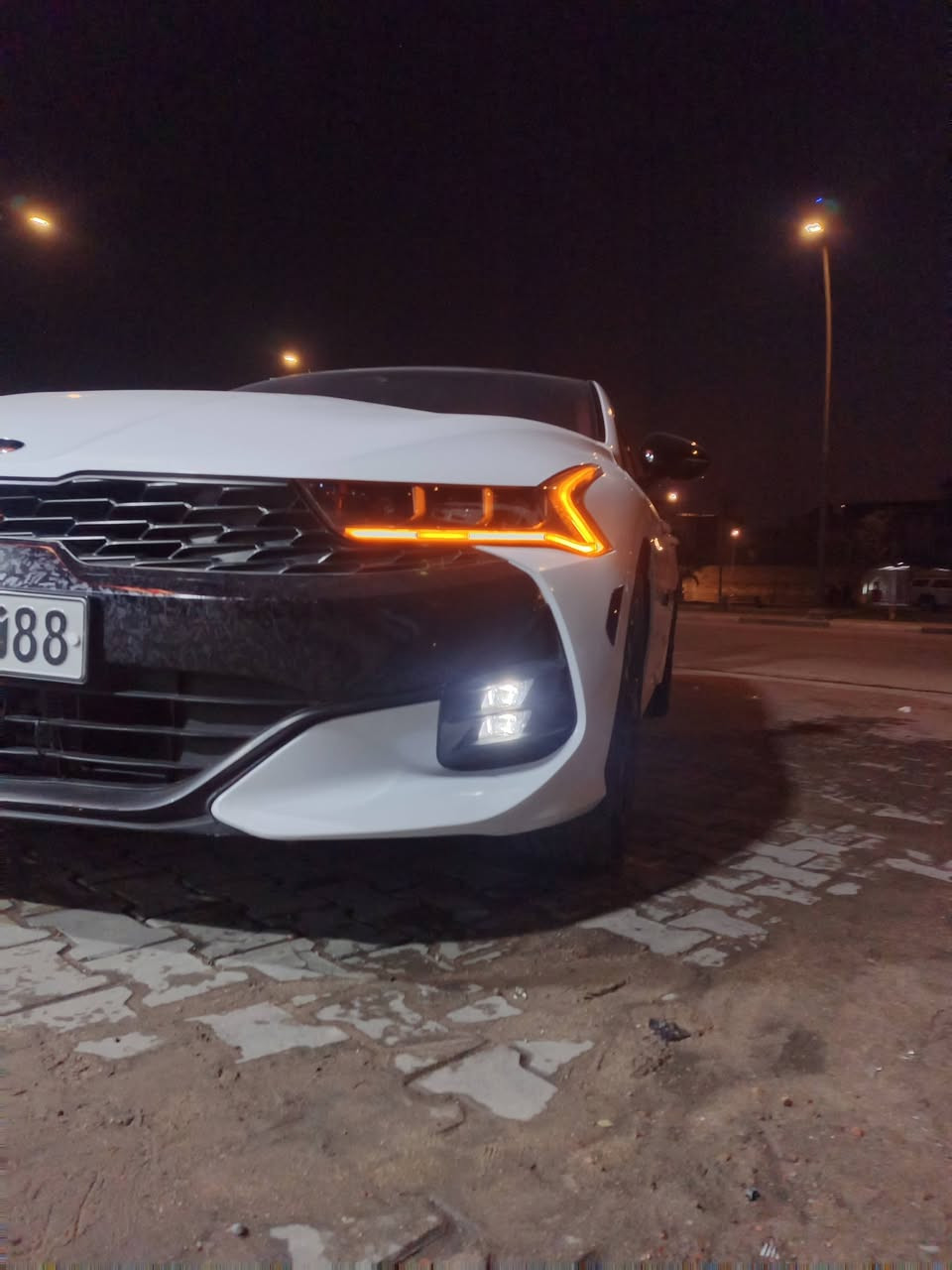 كي فايف 2021 جيتي لاين وارد امريكيالحادث جاملك خلفي وباب كص كوسره تخريب
السياره جديده بمعنى الكلمه
المكينه 1600 تيربو
فول للاخير ما يحتاج اسولف ع مواصفاته
مكان السياره  بغداد تحويل ثاني يوم سياره بسمي
الممشى 57 الف مايل
رقم سليميانيه 
🌀اتصال علا الرقم ***********
🌀صور الحادث موثقه بل صور  
🌀سياره اسخدامي الشخصي 
🌀السعر السياره175 وبيها مجال للطبين
