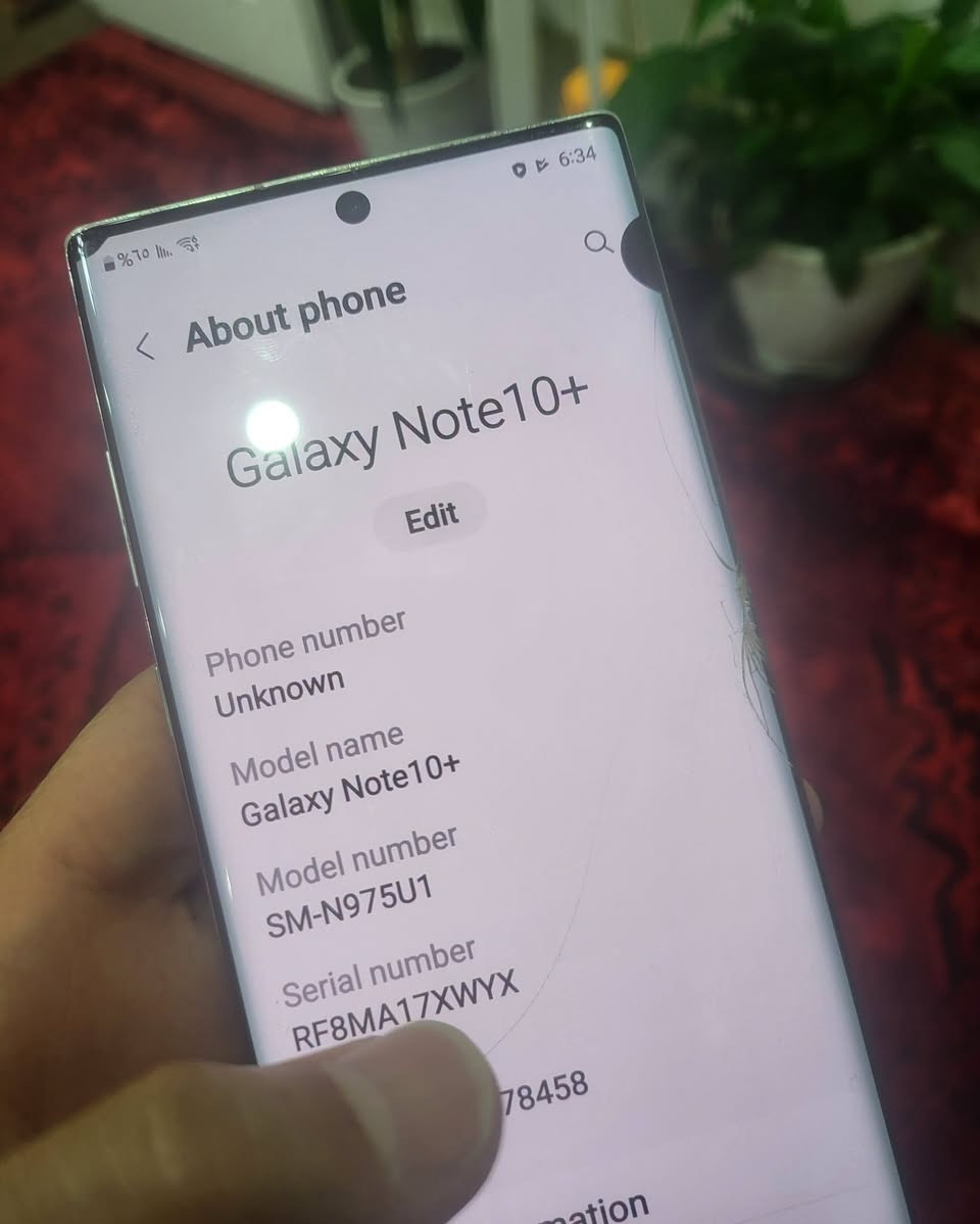 نوت ١٠ بلاص • للبيع • واتساب