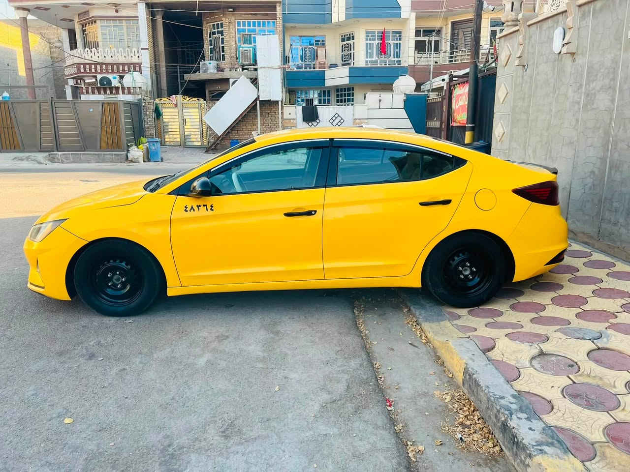 السلام عليكم
الانترا للبيع تكسي 

موديل 2019 

رقم بغداد دولي 

بسمي شخصياا 

حادثها فقط بنيد وجاملغ  

كير مكينه شرط 

تبريد ثلج 

صبغ اولى

صدر امامي خلفي جديد 

تخم تاير جواها جديد 

مدوشمه ارضيه وكشنات 

مكان السياره بغداد العبيدي  

للاستفسار ‭***********‬ تصل وبيك خير وتدلل
