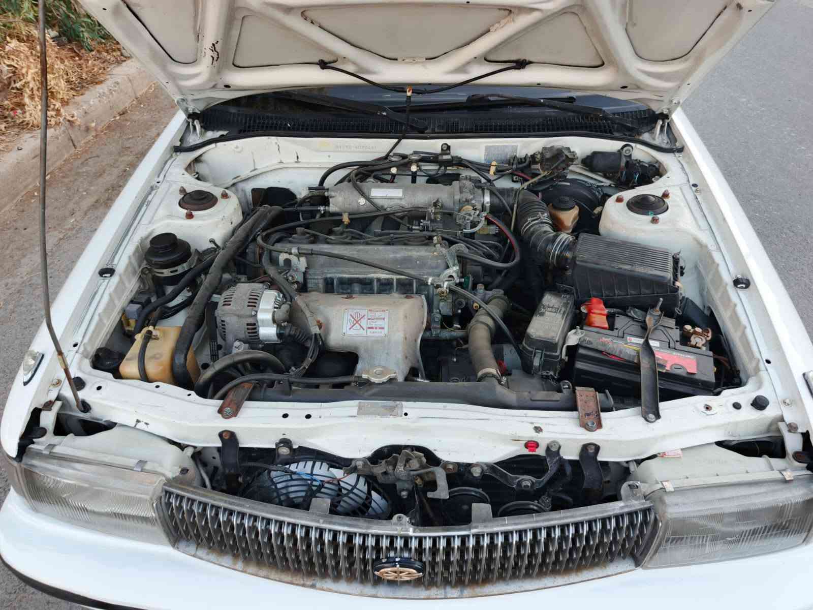 ا بسم الله الرحمن الرحيم للبيع كورلا موديل 91السياره وضع شركه مال بيت جديده ما تصرف عليها دينار رقم نينوئ شرط وكالا تحويل كير محرك بشرط.تبريد.ثلج كهربائيات كلها شغاله دشبول اصلي بدون كص كير تومتيك محرك 18اصلي مكان موصل ايمن شاري اتصل ع رقم بدون مرسلا رجاء.***********
