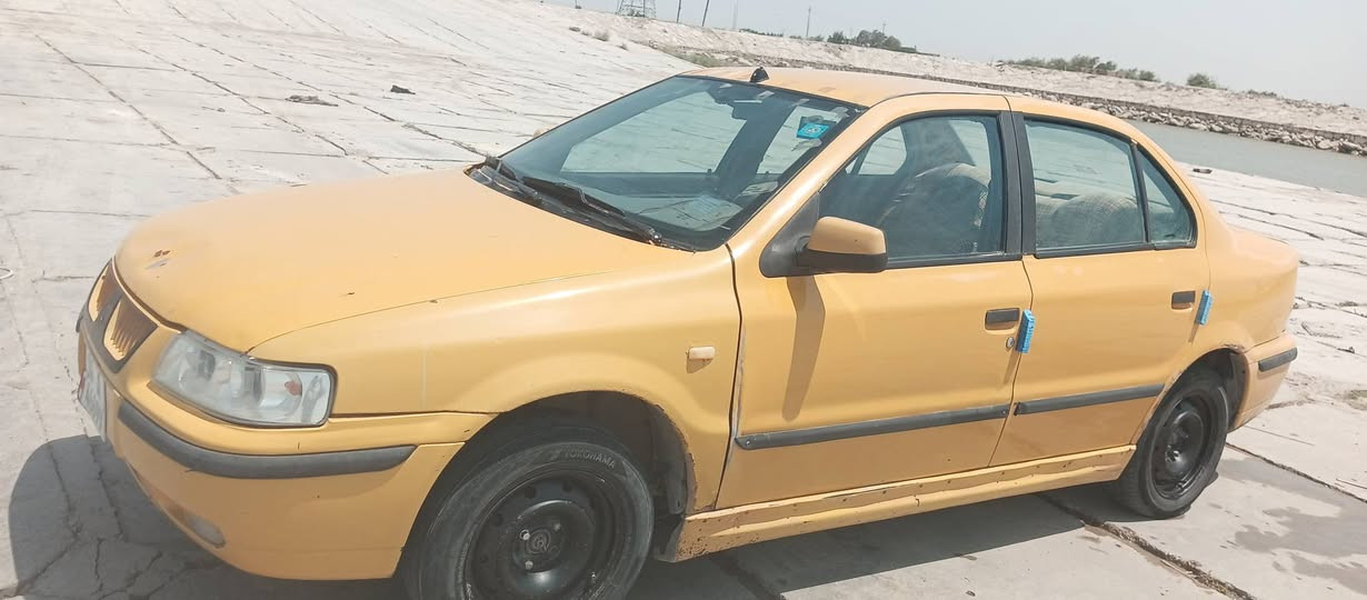 السلام عليكم سمند للبيع موديل 2012 رقم انكليزي سنويه لل 2031 كهربائيات كلها شغاله محرك وكير جدد لا تبخير ولا تنقيص تبريد عطل بالكهربائيات مكاني البصرة قضاء المدينة 
اتصل ع الرقم *********** بي واتساب
