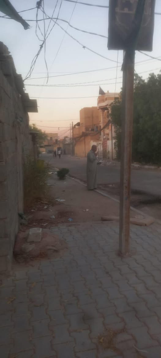 بيت تجاوز للبيع منطقة مرتبه حي العامل قرب المول ***********
