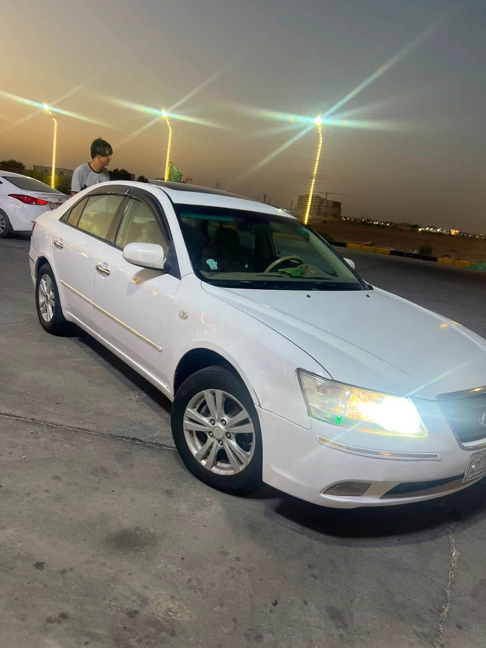 سلام عليكم سوناته 2009 لبيع  خليجي
سياره بيها باب مبدل ومصبوغ وره باب سياق مبدل ومصبوغ فقط وباقي بيها رشات صبغ وبيه باردات  مصبوغه حزام فقط   بدون ضربه مكينه 2000 دوش كير وحداده وتبريد فول سياره جاهزه ع الاخير رقم سياره بصره بسمي سنويه 28 مكان سياره بصره زبير ***********
