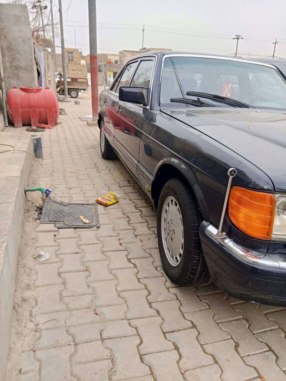 مارسدس 300 مديل 88 سيارة جاهزة مكينه كير بلاد سنويه ل30 بسمنة سياره نقصهه فقط كمبريسر مكان السياره الدوانية فلكة العلماء 
السعر 58 /*********** واتساب او اتصال وبلخدمه
