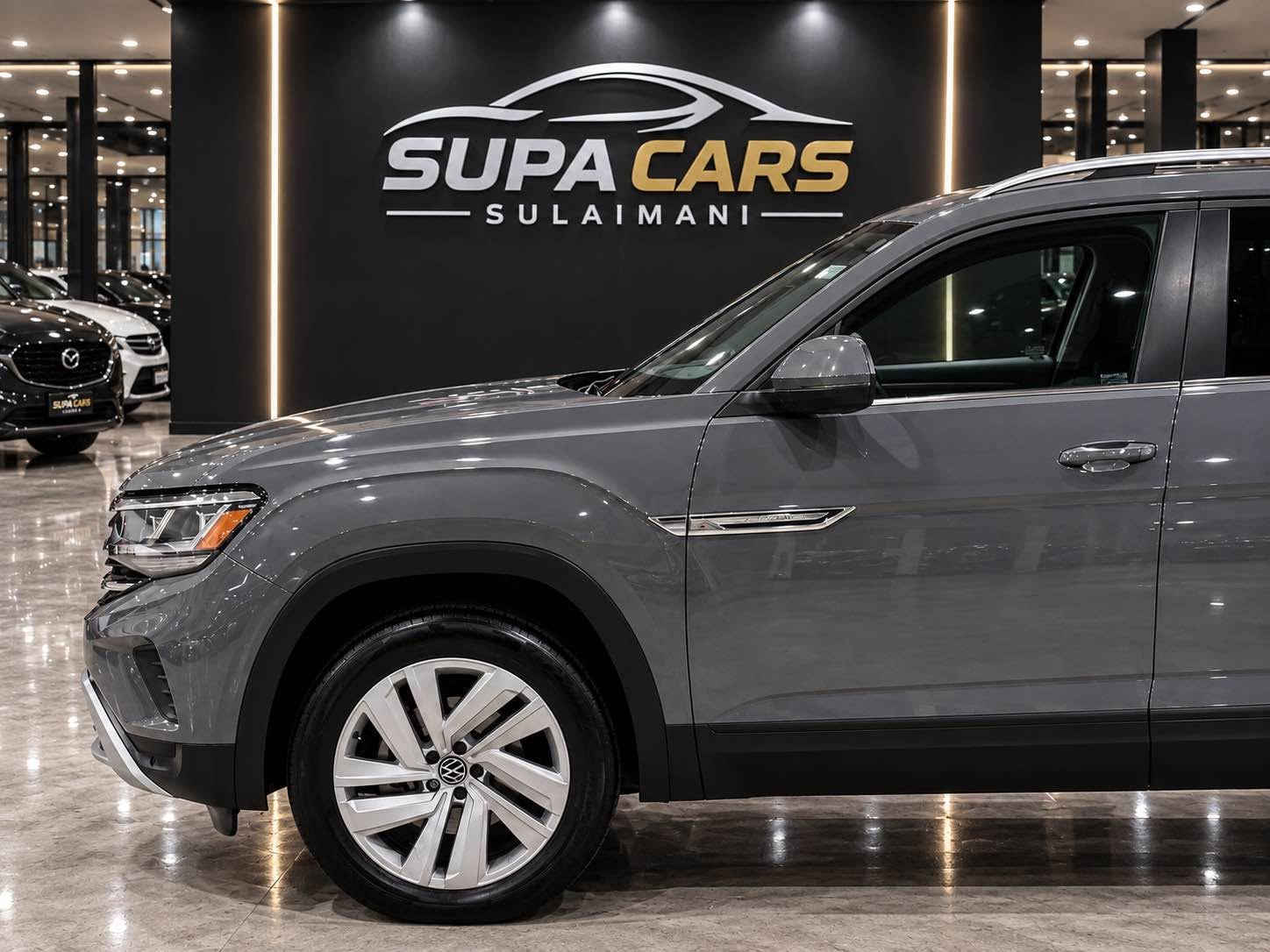 🚙 Volkswagen Atlas Cross Sport 2021 🇩🇪

🎨 ڕەنگ: چیمەنتۆی (سمنتی)
⚙️ مەکینە: ٤ پستۆن تۆربۆ
👥 ٥ نەفەری
                                                                                
✅ دۆخی ئۆتۆمبێل:
• تەنها ١ پارچە بۆیاخ، بێ ناوگرتن
• هەزە و بەرادی تازەیە
• سەنەوی بە ناوی خۆمەوەیە

⭐️ مواسەفات:
• ڕاداری ٣٦٠°
وایەر لێس چارگەر
• کامێرا
• کوشن کارەبا
• کوشن هیتەر 🔥
• کوشن جلد
• سوکان هیتەر 🔥
• شاشەی گەورە
• شەغال بە کۆنتڕۆڵ
• لایتی LED و زینۆن 💡
• سیستەمی خەتی جادە
• برێکی بەسمە
• Auto Hold
• حاسەی دەعامی

💵 نرخ: ١٨٣وەرەقە — کەمێک مەجال هەیە

📍 شوێن: سلێمانی

📞 بۆ زانیاری زیاتر و بینینی ئۆتۆمبێل پەیوەندی بکەن:
☎️ ***********
☎️ ***********

«»«»«»«»«»«»«»«»«»«»«»«»«»«»«»«»«»«

🚙 فولكس فاجن أطلس كروس سبورت 2021 🇩🇪

🎨 اللون: سمنتي (Cement)
⚙️ المحرك: 4 سلندر تيربو
👥 5 ركاب

✅ حالة السيارة:
• صبغ قطعة واحدة فقط، بدون ضرر داخلي
• الهزه  والبراد جديد
• السنوية باسمي

⭐️ المواصفات:
• رادار 360°
وايرليس جارجر 
• كاميرا خلفية 📷
• مقاعد كهربائية
• تدفئة المقاعد 🔥
• مقاعد جلد
• تدفئة الستيرن 🔥
• شاشة كبيرة
• تشغيل عن بُعد بالريموت
• إضاءة LED و Xenon 💡
• نظام المحافظة على المسار
• بريك بصمة
• Auto Hold
• حساسات الصدام

💵 السعر: 183ورقة — مجال بسيط

📍 الموقع: السليمانية

📞 للاستفسار ومزيد من المعلومات:
☎️ ***********
☎️ *********** السليمانية, العراق
