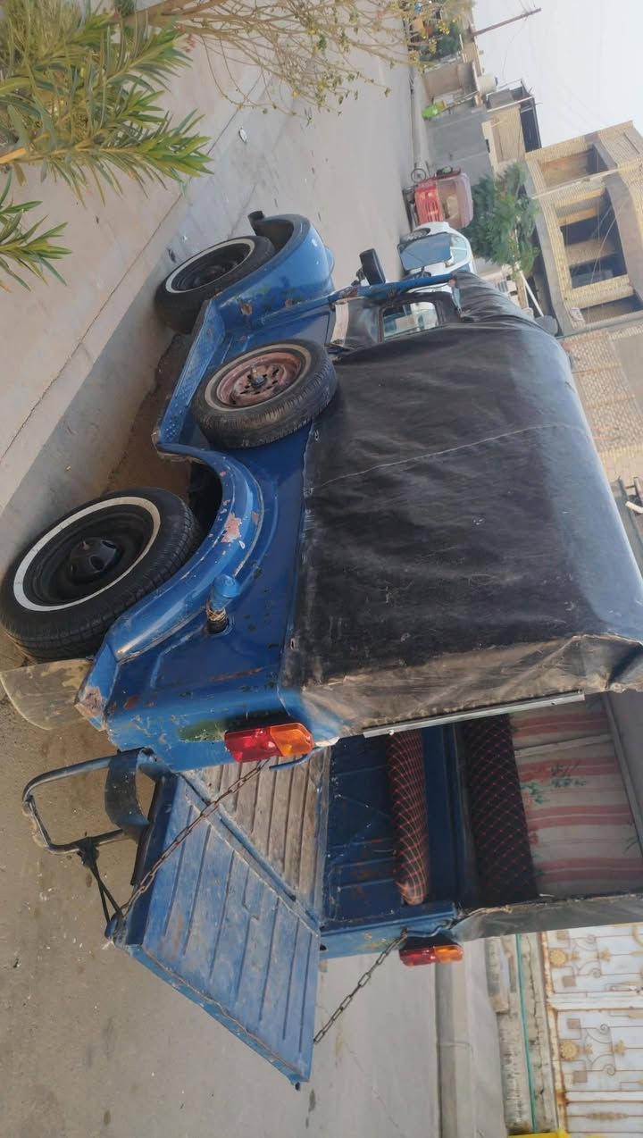 شاحنة • للبيع