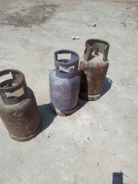 ٣ دبات غاز • السعر