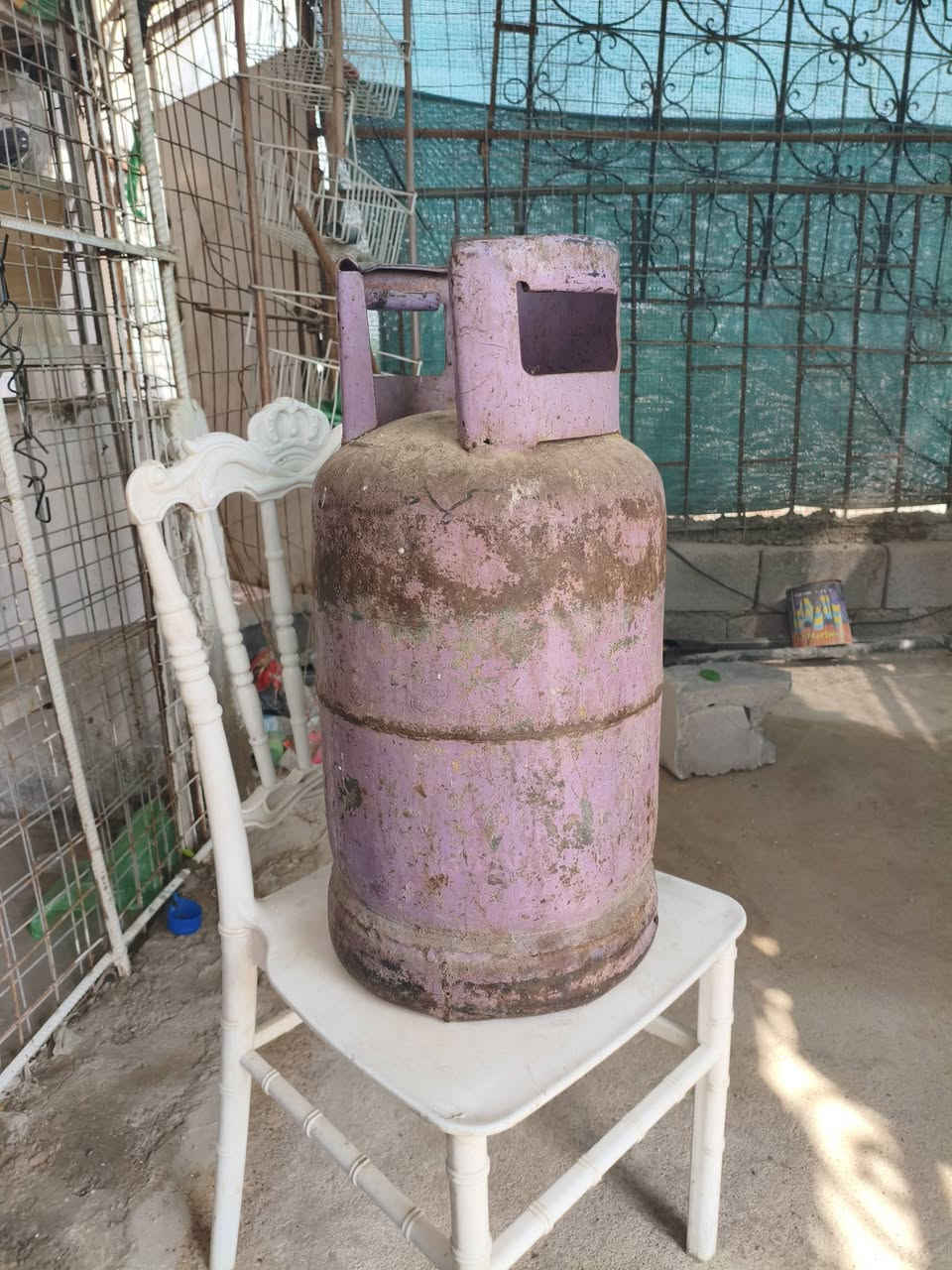 دبه عراقية • بحاجة صيانة