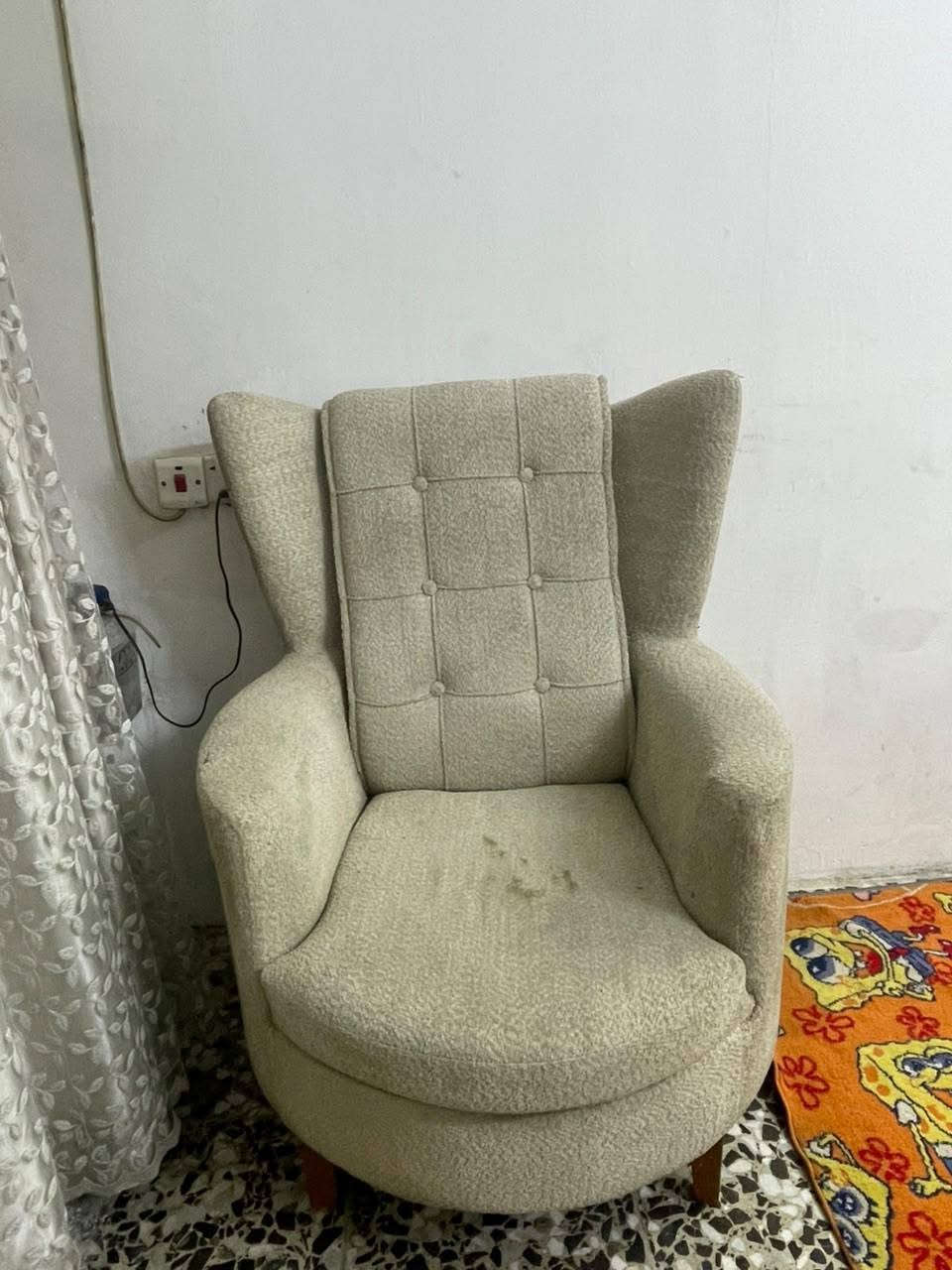 أغراض للبيع • توصيل خاص • واتساب