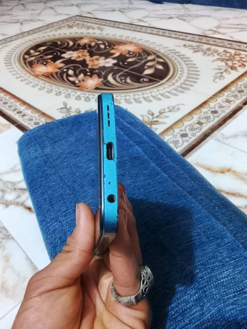 سلام عليكم جهاز انفينيكس هوت 30 ذاكرته 128 نسختين رام بطاريته 5000 الجهاز مثل ماا واضح بل صوره الجهاز أيي شي مابدل بي مجرت بس هذنيه الكسرات البل شاشه الجهاز ماا داخل صيانه ابدد ولجهاز كلش اقتصادي
سعره 100 وبي مجال لشرايي يدلل مكاني الناصريه قضاء الشطره تريد تجيني ابيعلك وجه لوجه بكيفك بعد هاذه رقمي (***********) راسلني ع الخاص أو تتصل عليه  وتدلل..؟

