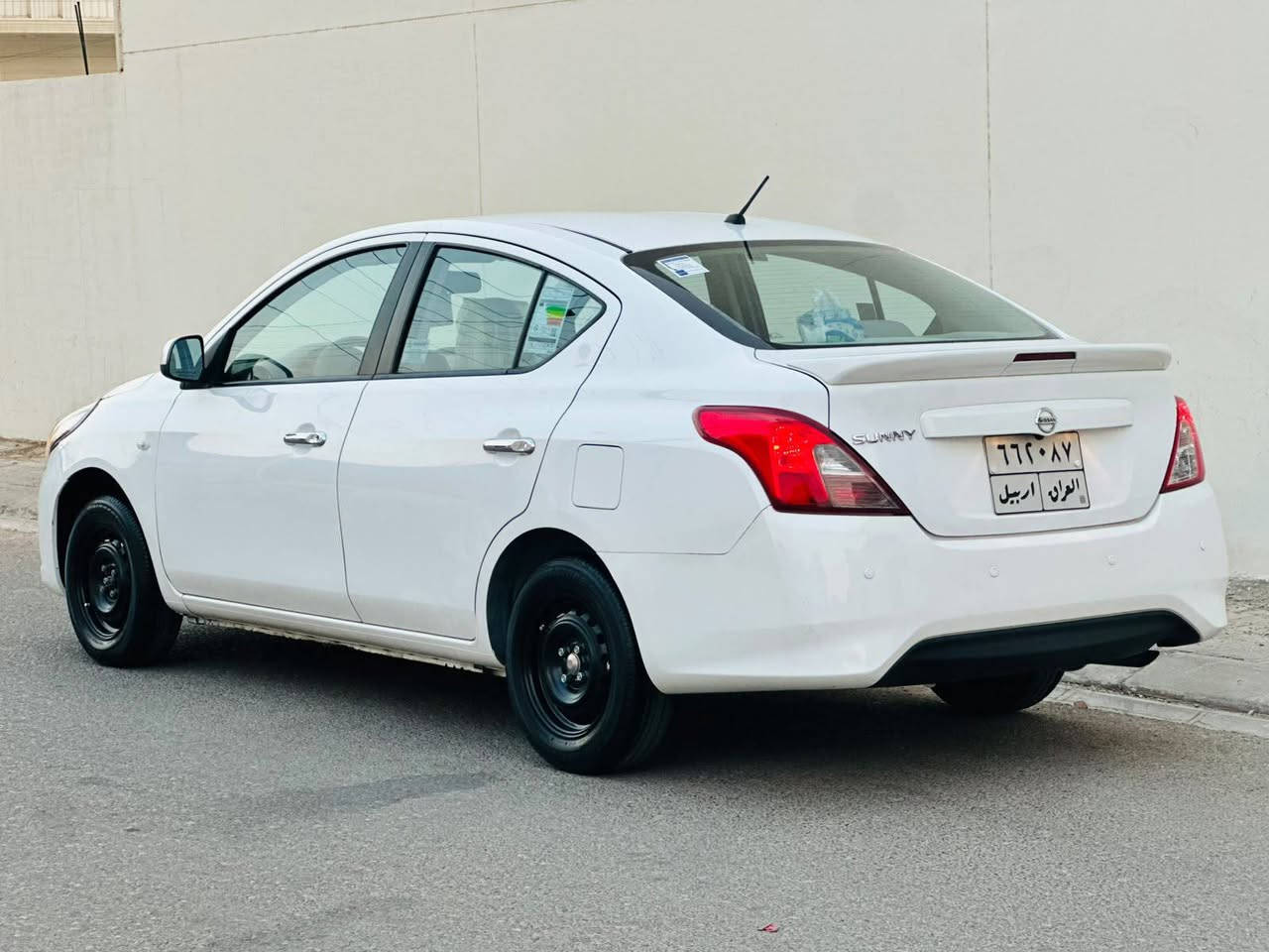 نيسان صني2020 هندي
سيارة حيل حلوة و نضيفة 
ماشي 65 الف km
داخل اصفر يدات نيكل 
حساس +كاميرا خلفي 
سيارة فقط جامرلغ سايق صبغ بدون دواخل والباقي مكفول بدون تعديل بدون فتح 
 ورقة الفحص موجود بلمنشور
كير والمحرك مامفتوح بدون أي عيب بشرط 
سنوية شهر 2026/10
سيارة التخم الصدر جديد +تبريد❄️
كوبون البنزين موجود🎫
تخم كبات+سويجين بلادي موجود
سيارة بأسمنا شرط تحويل والسعر 102$ورقة وبي مجال بسيط
 مكاني كركوك شراي خابرو تدلل *********** كركوك, العراق
