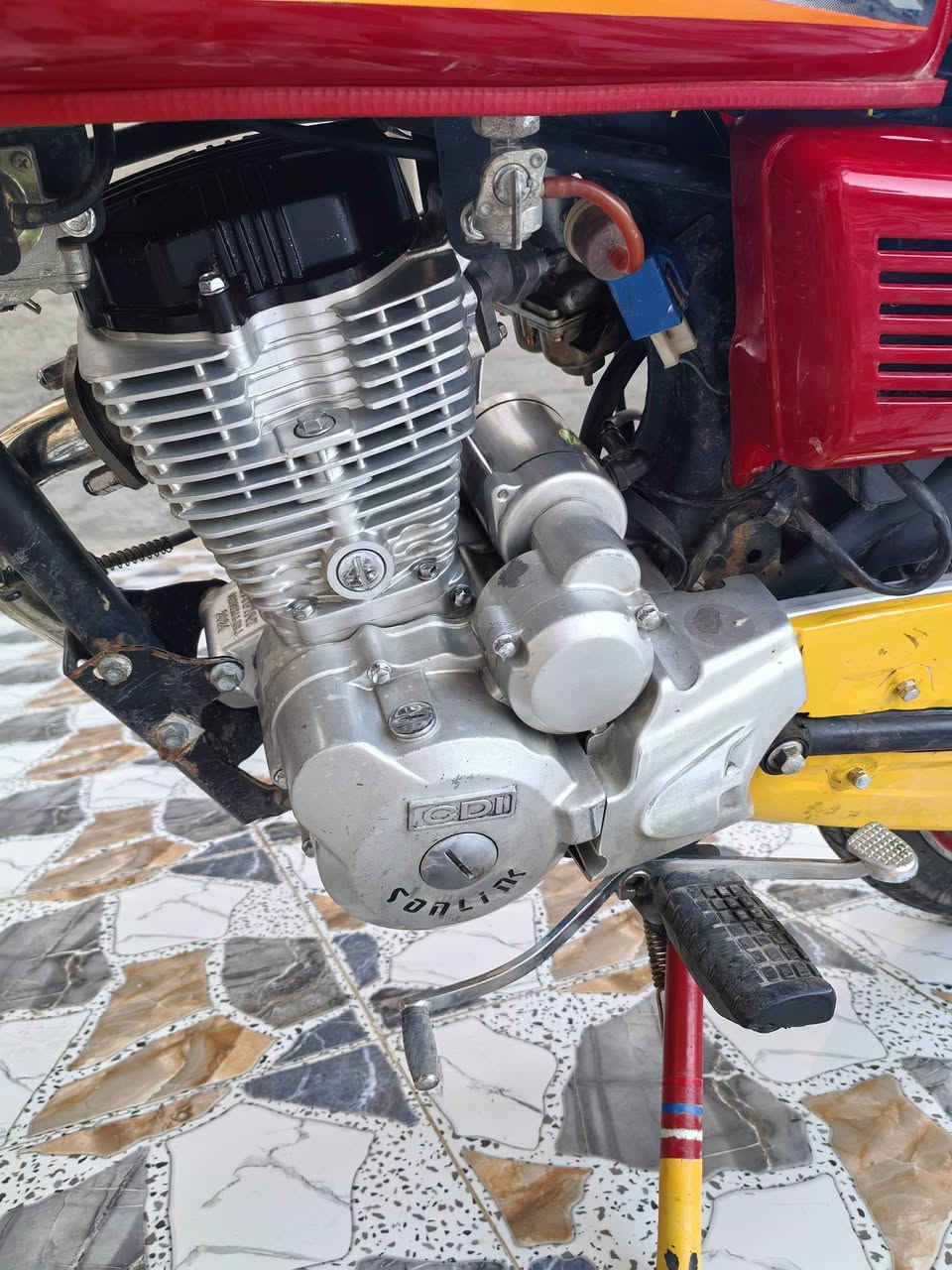 سلام عليكم دراجه سيفان موديل24 نضافه فول محرك ما ممدوده عليه سبانه 🏍750وبي مجال  مكاني الانبار خالديه لتواصل ***********
