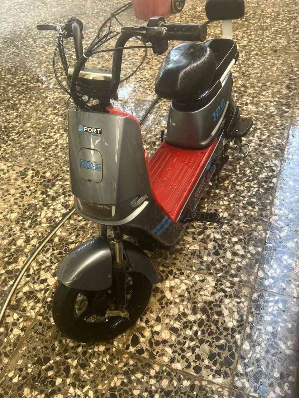 متاح دراجه شحن نضيفه مكان بغداد المعامل ***********

