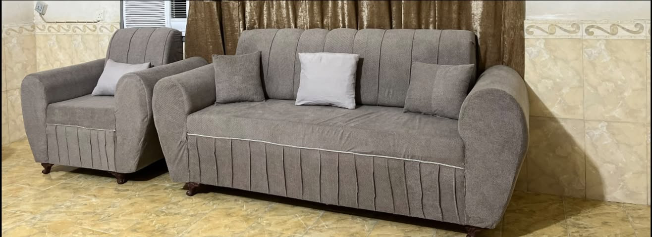سلام عليكم تخم تزكام وجديد مصارله سبوع من مسويه للبيع سعر ٨٠٠ بي مجال مسويه بمليون ونص شرط الفحص متانه وقوه ونضافه عنوان كوت العزه الجديده 
***********
