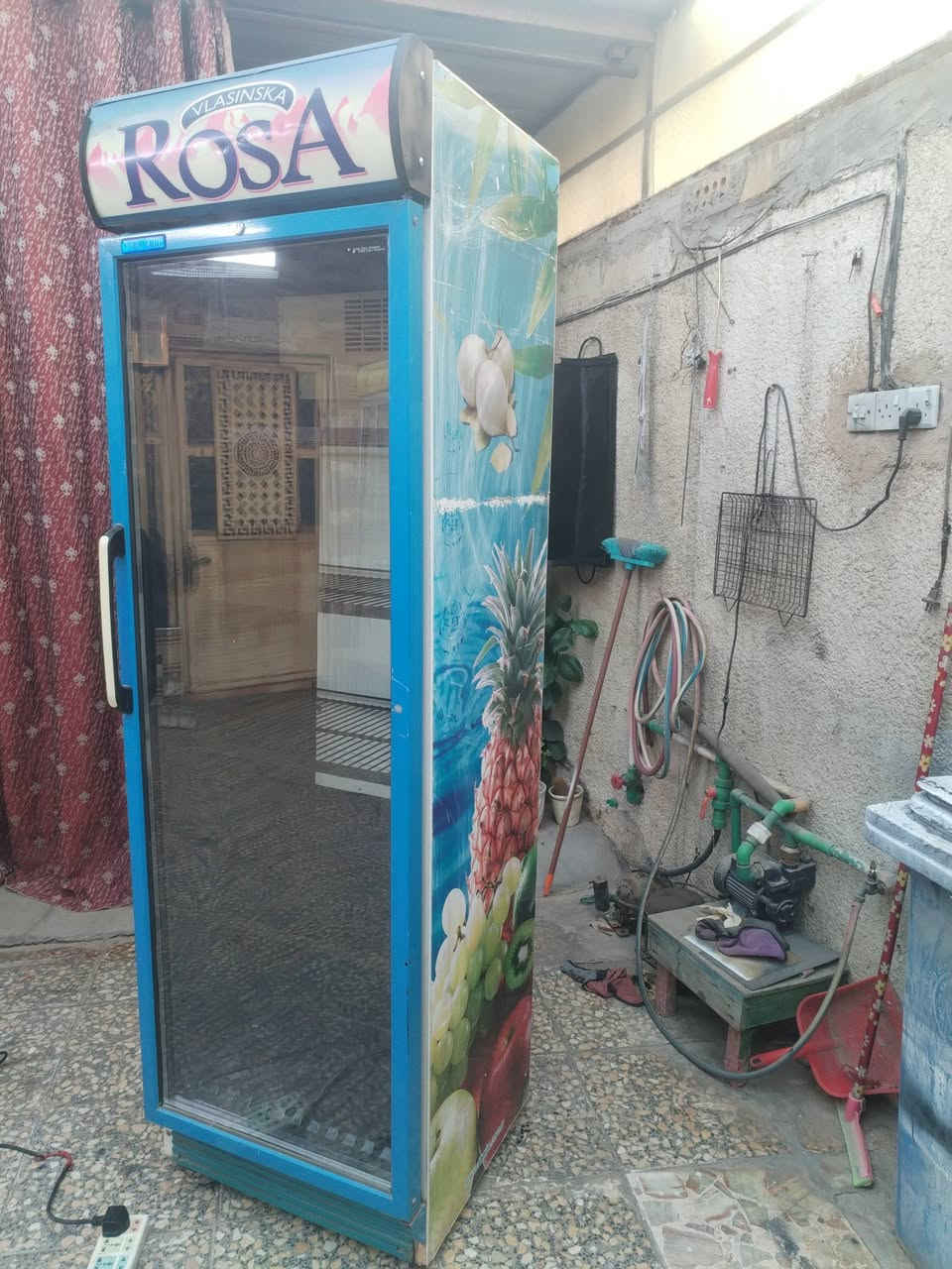 عارضات عمودي عدد 3 ومجمدة حجم 18 قدم العنوان بغداد حي اور الشراي يتصل على هذا الرقم ***********
