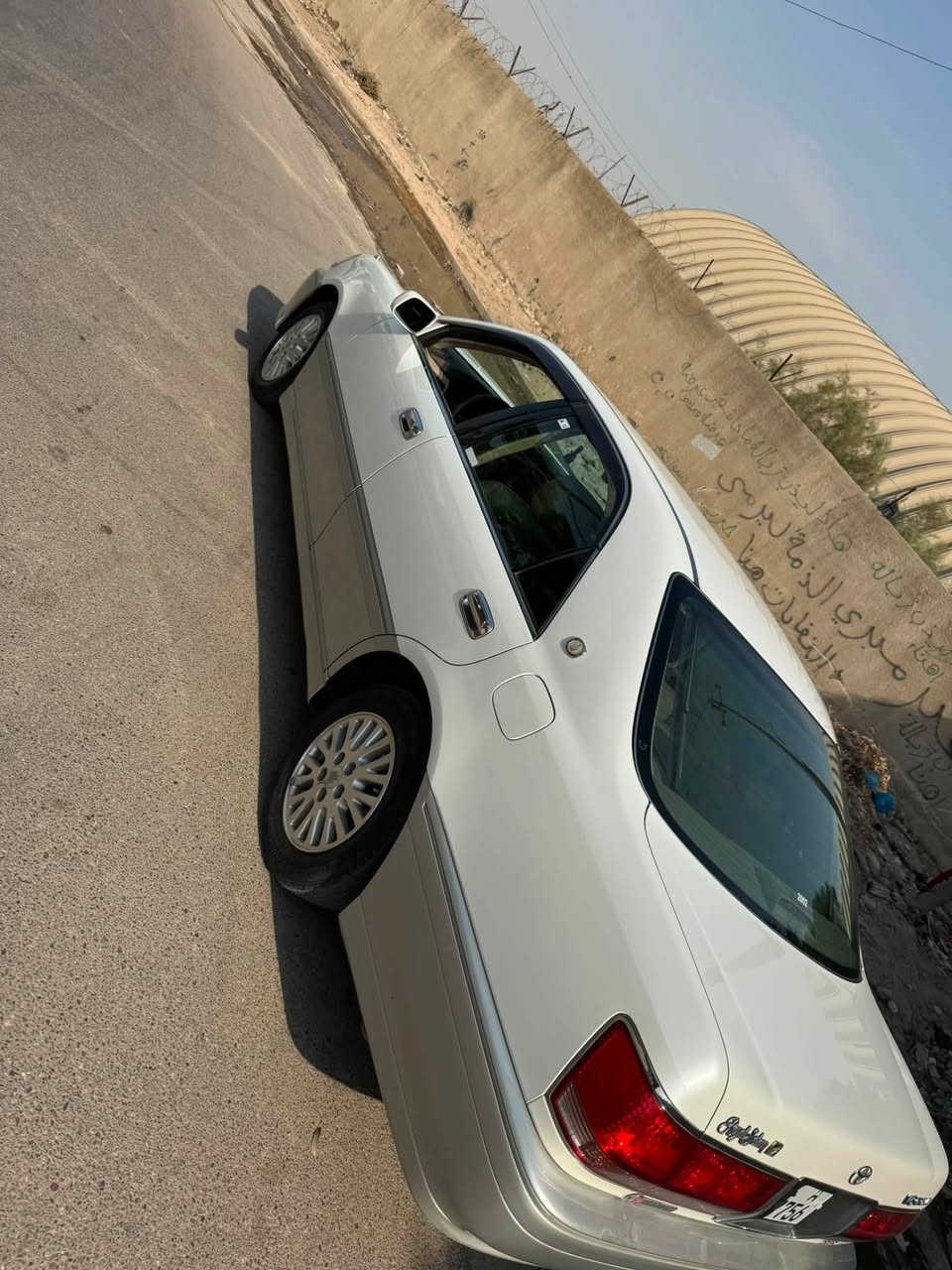 السلام عليكم ملكه البيع ارقم بغداد بسمي 

قرار ١٠٢  مديل ٢٠٠٣اصل كرستال 

اربع دكم مكفوله من كص وتحويل ونقل الجثه وضربه
ول طخه 
كشتات كهربائية 
ديفور الكبير شاصي١٧٥ ماشيه٩٠ حقيقي
السعر ١٦٣ وبيه مجال 
***********
