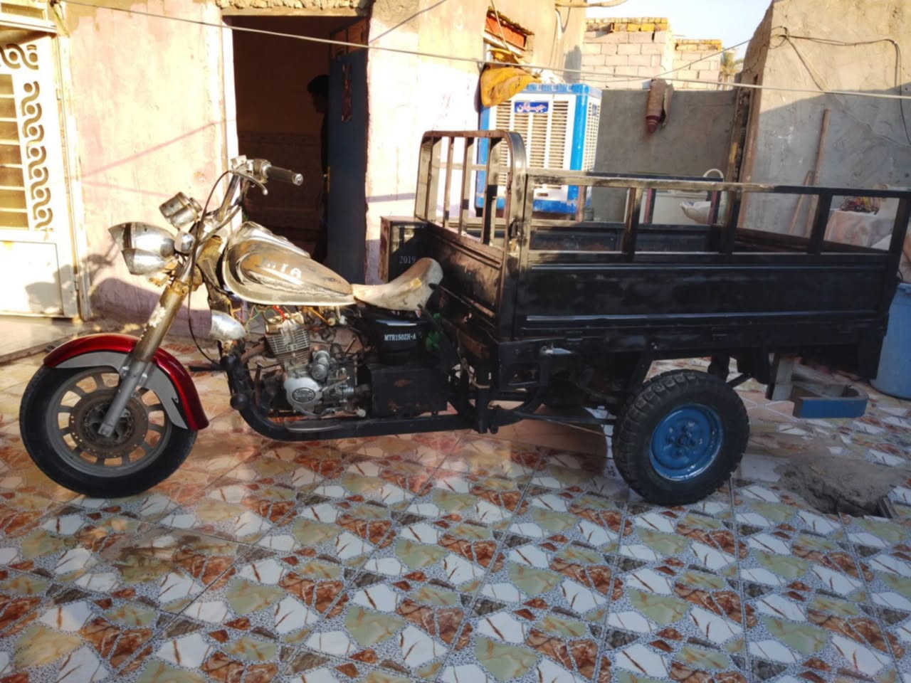 من رخصت الدمن ستوته للبيع موديل ١٩. أوراق  السعر  ١٠٠٠٠.   و ٤٠٠ وبيه  مجال للشراي المكان الديوانيه قضاء  الشاميه.      رقم.      ***********
