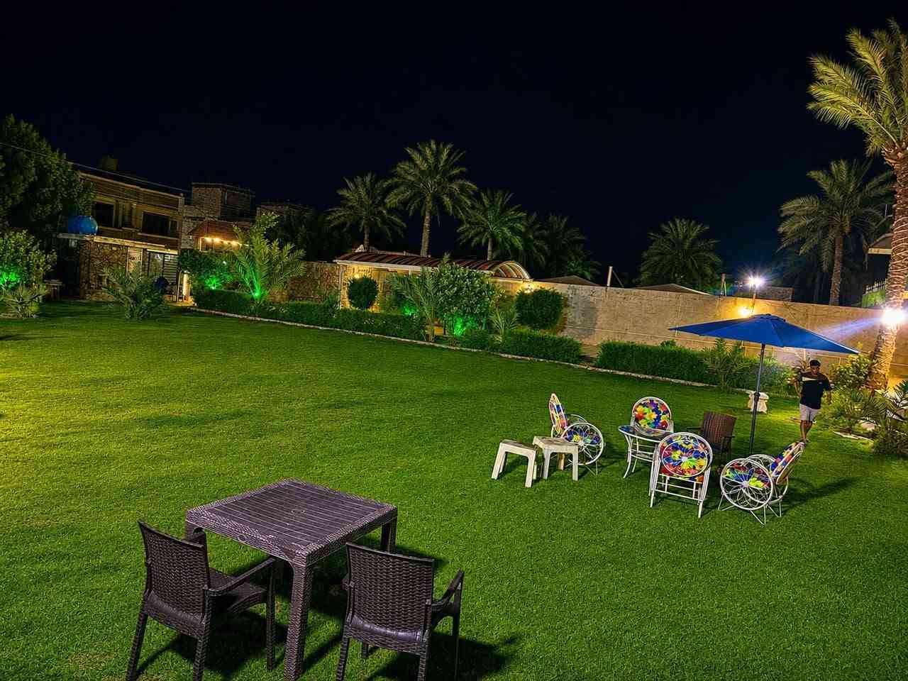 متوفر حجز في مزرعة دايموند الدورة البوعيثة ***********
‏🌴 مَـزرعه دايموند:💎
‏
‏⭕️ موثقه بتطبيق اجرلي
‏🏡 مواصفات المزرعة:
‏🛏️ غرفتين نوم كبيرة
‏🔊 متوفر سستم صوت 
‏🛋️ صالة واسعة 
‏🍽️ مطبخ متكامل
‏🚿 حمامات
‏🌳 حديقة كبيرة وجلسات خارجية
‏🏊 مسبح للكبار والأطفال
‏🎠 ألعاب ومساحات ترفيهية للكبار وللأطفال 
‏🔥 باربكيو كامل مع جميع المستلزمات
‏
‏📍عنوان المزرعه ، بغداد | البوعيثه
‏  أجواء نظيفة، خصوصية تامة، وأسعار مناسبة✨
‏📞 للحجز والاستفسار:
‏*********** تنورونا
‏

