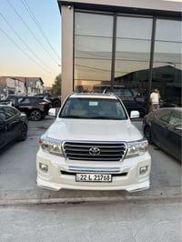 لاندكروزر GXR • ٢٠١٣ • ١٥٥٠٠٠ كم