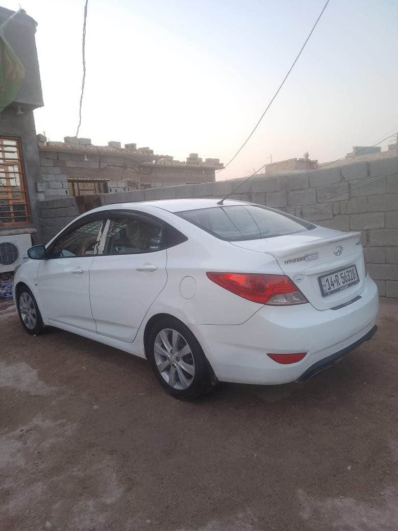 اكسنت خليجي موديل 2014 مكسنه 1600 رقم بصره دولي السياره كفاله بيهه رشه بلربع الاخير فقط للبيع فقط سعرهه ١٠٠ ورقه مكانهه الزبير *********** البصرة, العراق
