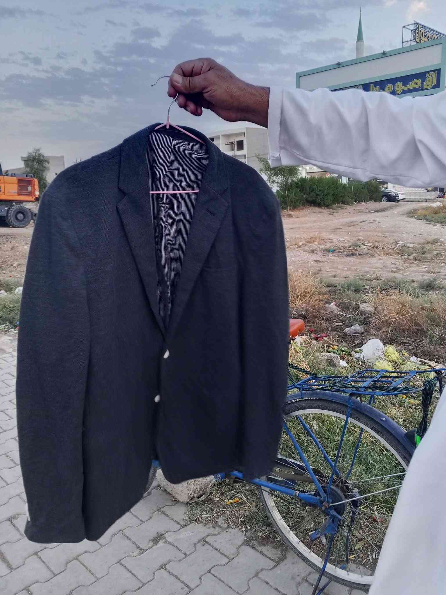 جاكيت رجالي • حي الزوراء • مقابل اقصومول