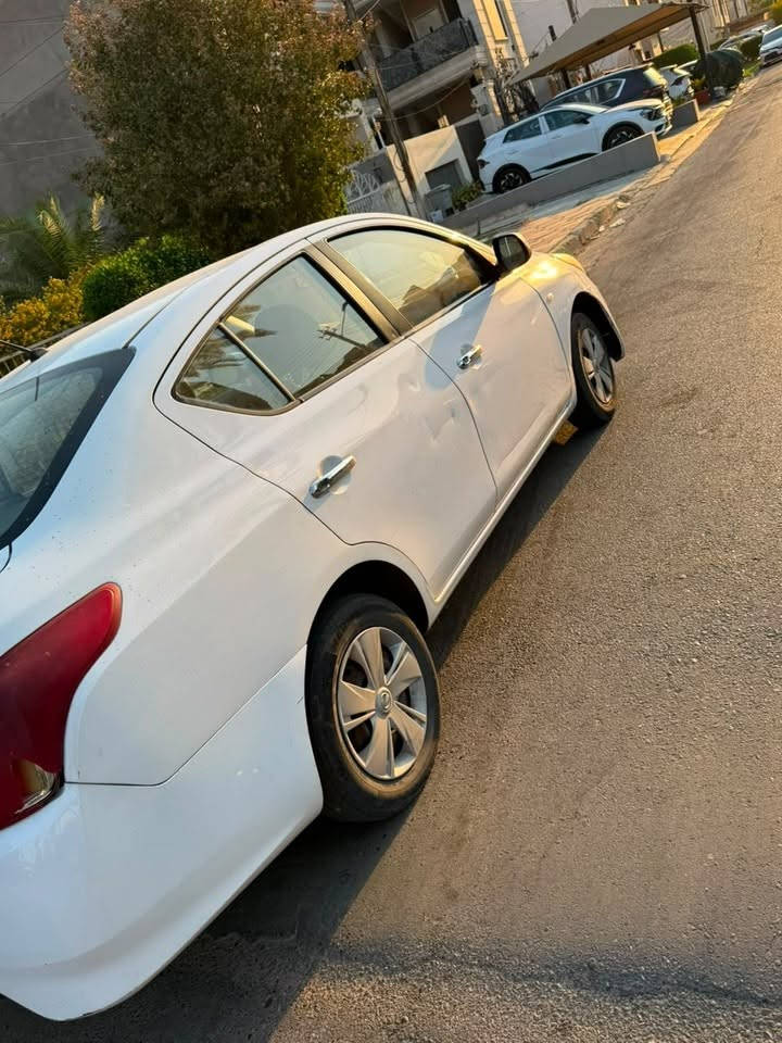 للبيع سني ١٩ سنويه ساقطه رقم بغداد بيها ٣ قطع 
مكانها بغداد منصور 
ماشيه ٨٨
سعرها 82

***********
