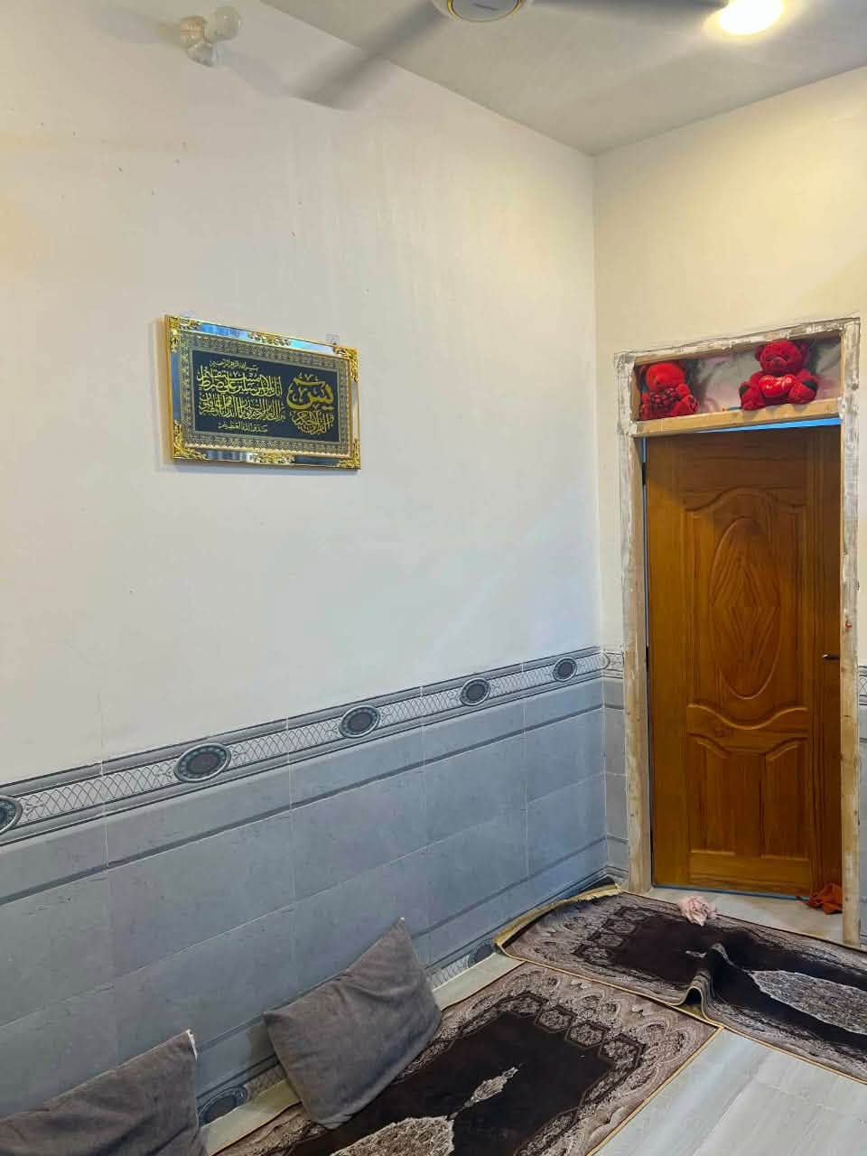 🏡 دار سكن للبيع – طابو صرف

📍 الموقع: حي الصحة – قرب شارع المختار
🏗️ بناء حديث
📐 المساحة: 100 م²

يتكون من:
• استقبال
• صالة
• مطبخ
• غرفة نوم 🛌
• حمام
• طارمة

💰 السعر: ٩٠  

📞 للاستفسار والتواصل:
***********
***********

🏠 مكتب الدناني للعقار
بيع • شراء • مقاولات عامة
